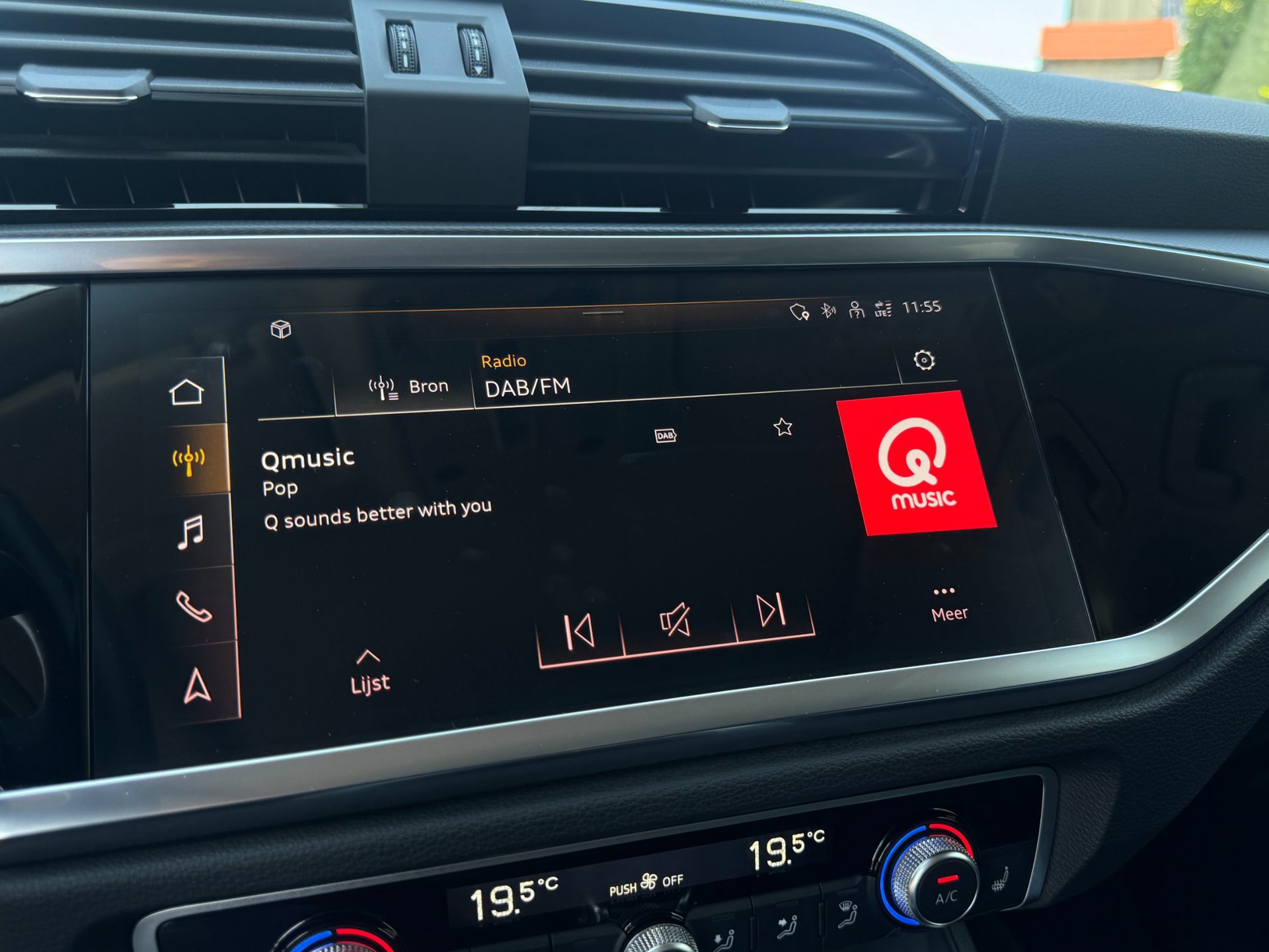 Audi Q3 45 TFSI e S edition SOH 98 (2021), foto 20