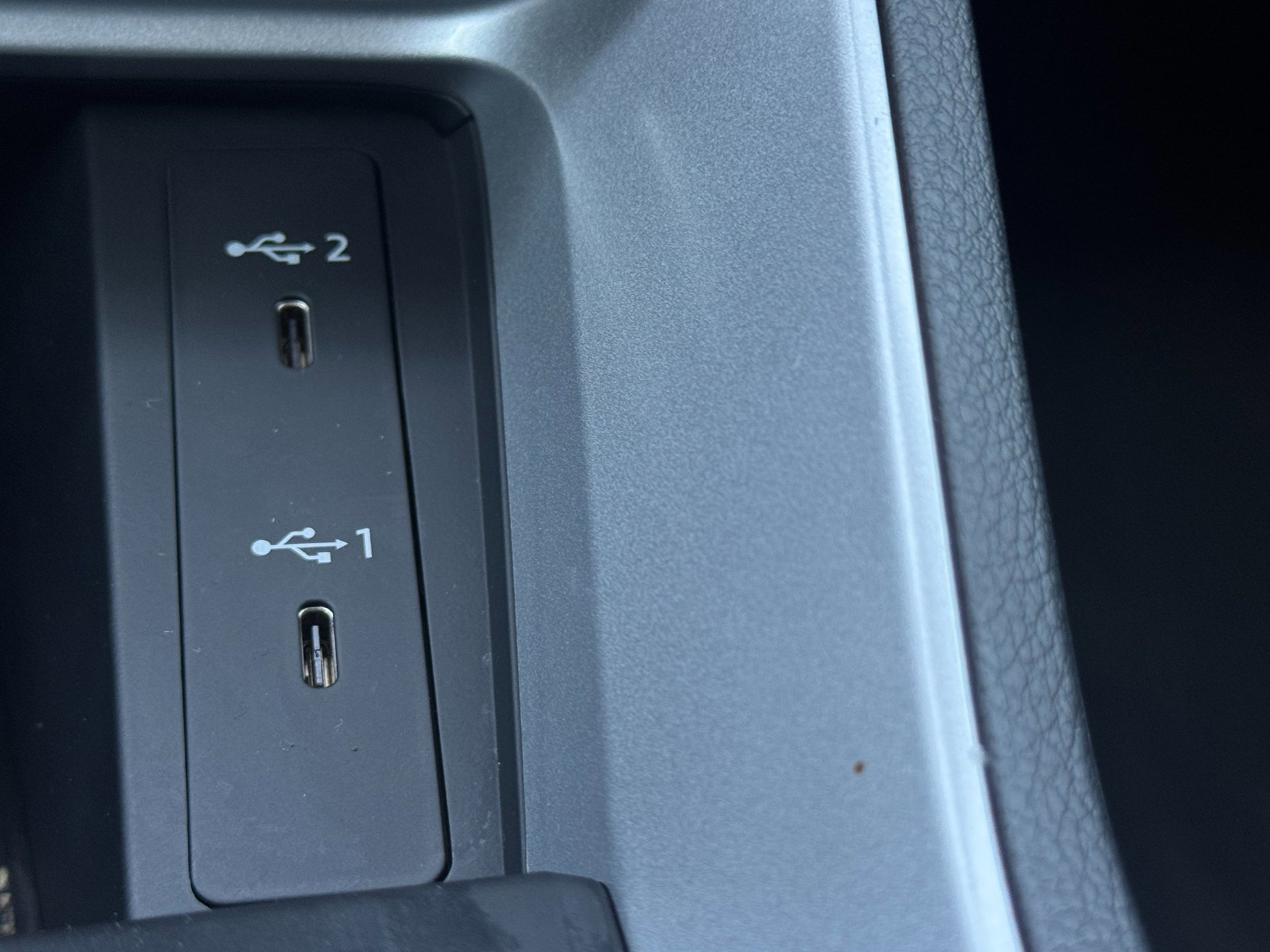 Audi Q3 45 TFSI e S edition SOH 98 (2021), foto 31
