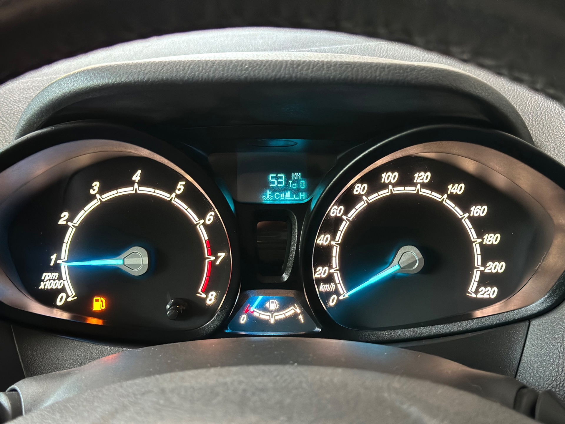Ford Tourneo Courier 1.0 Titanium (2016), foto 17