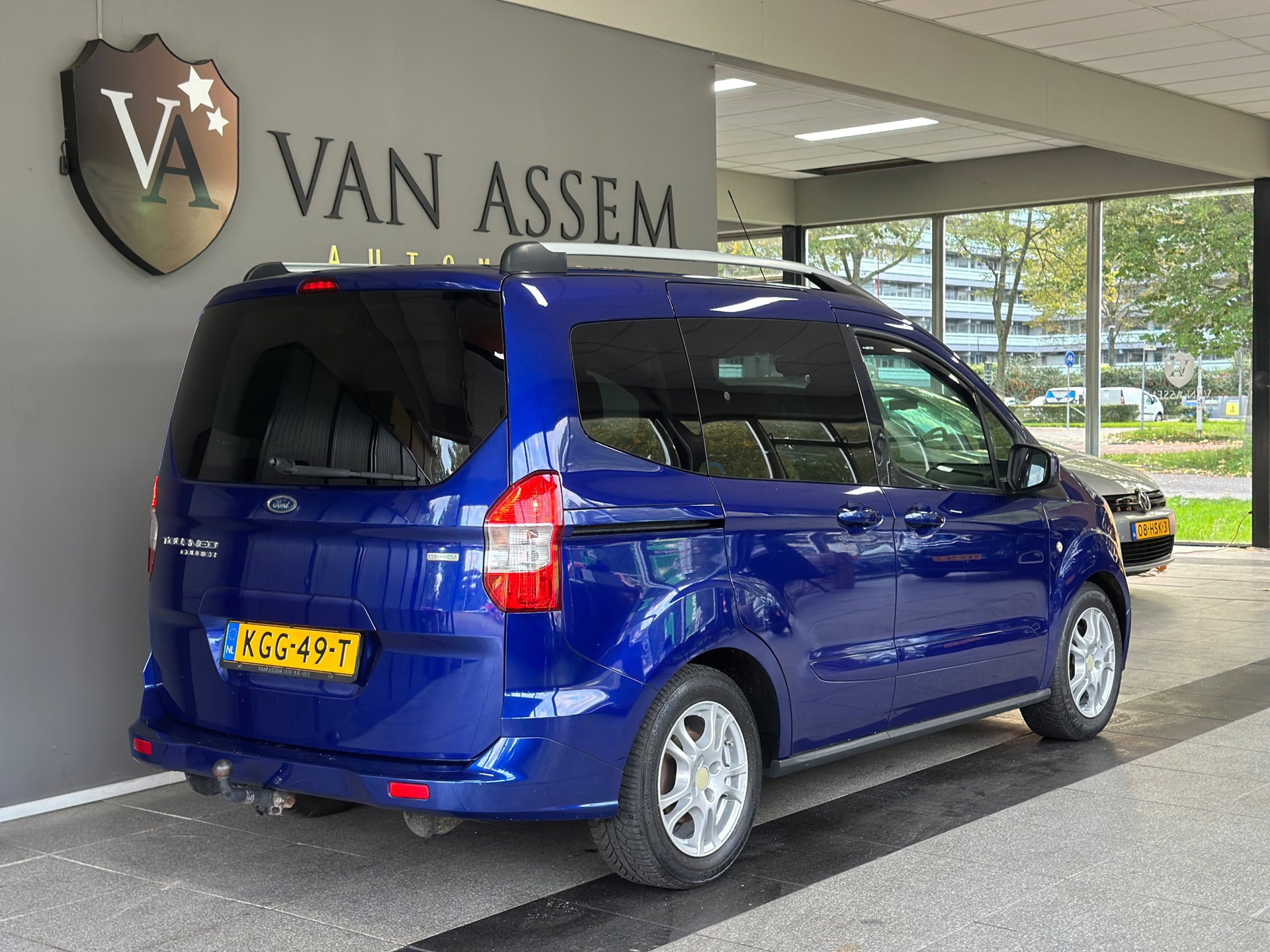 Ford Tourneo Courier 1.0 Titanium (2016), foto 6