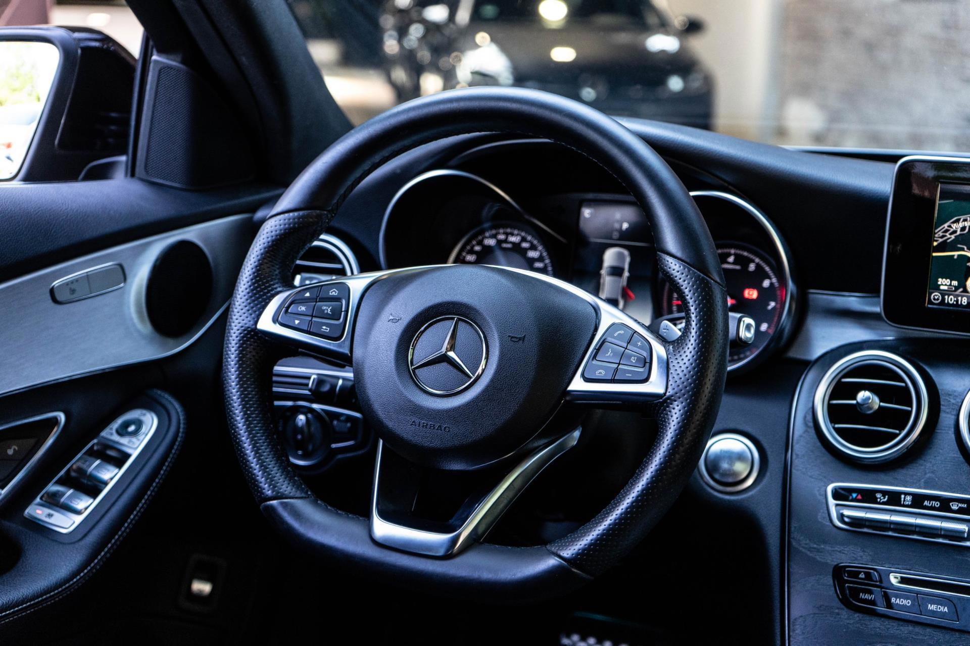 Mercedes-Benz C-klasse 180 AMG Line (2018), foto 13