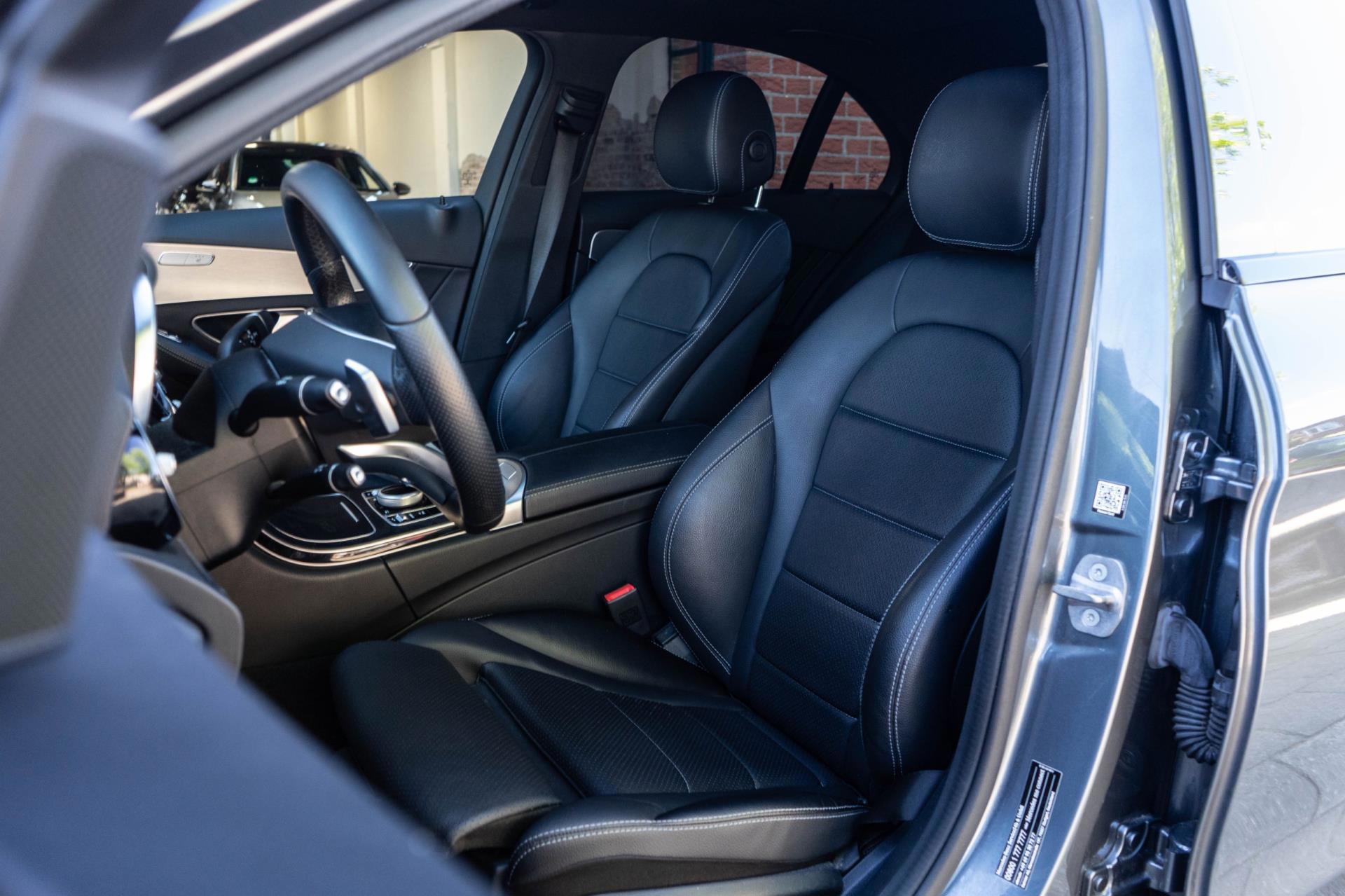 Mercedes-Benz C-klasse 180 AMG Line (2018), foto 10