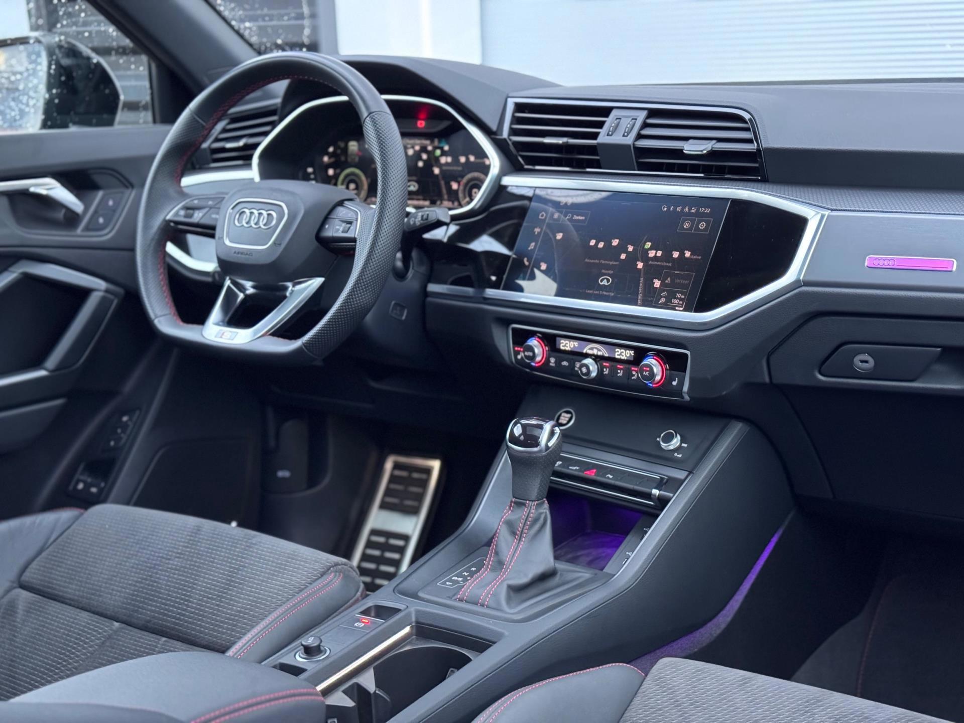 Audi Q3 Sportback 45 TFSI e S Edition (2022), foto 22