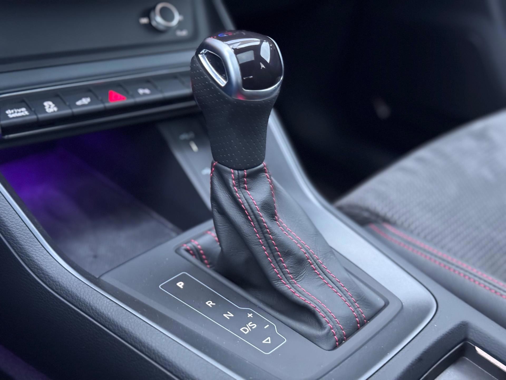Audi Q3 Sportback 45 TFSI e S Edition (2022), foto 24