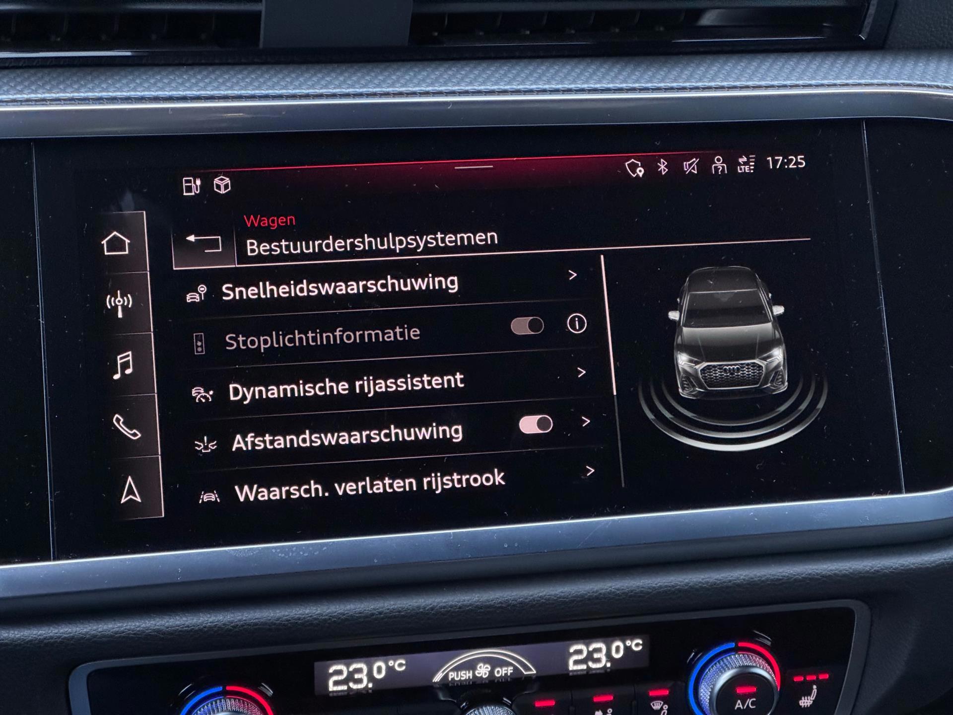 Audi Q3 Sportback 45 TFSI e S Edition (2022), foto 30