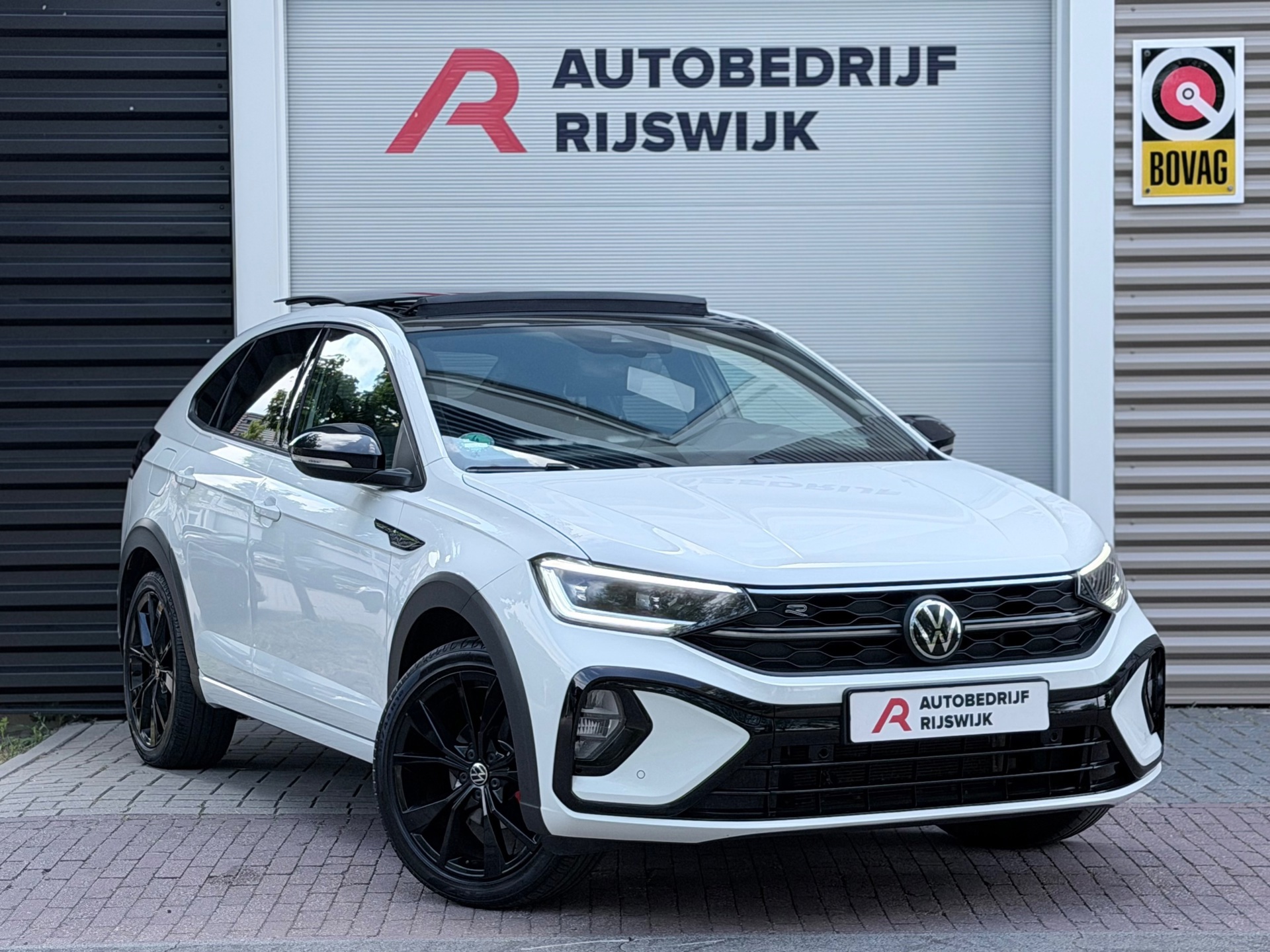 Volkswagen Taigo 1.5 TSI 3xR-Line (2022), foto 6