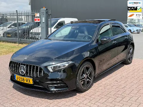 Mercedes-Benz A-klasse 250 e Business Solution AMG Limited (2020)