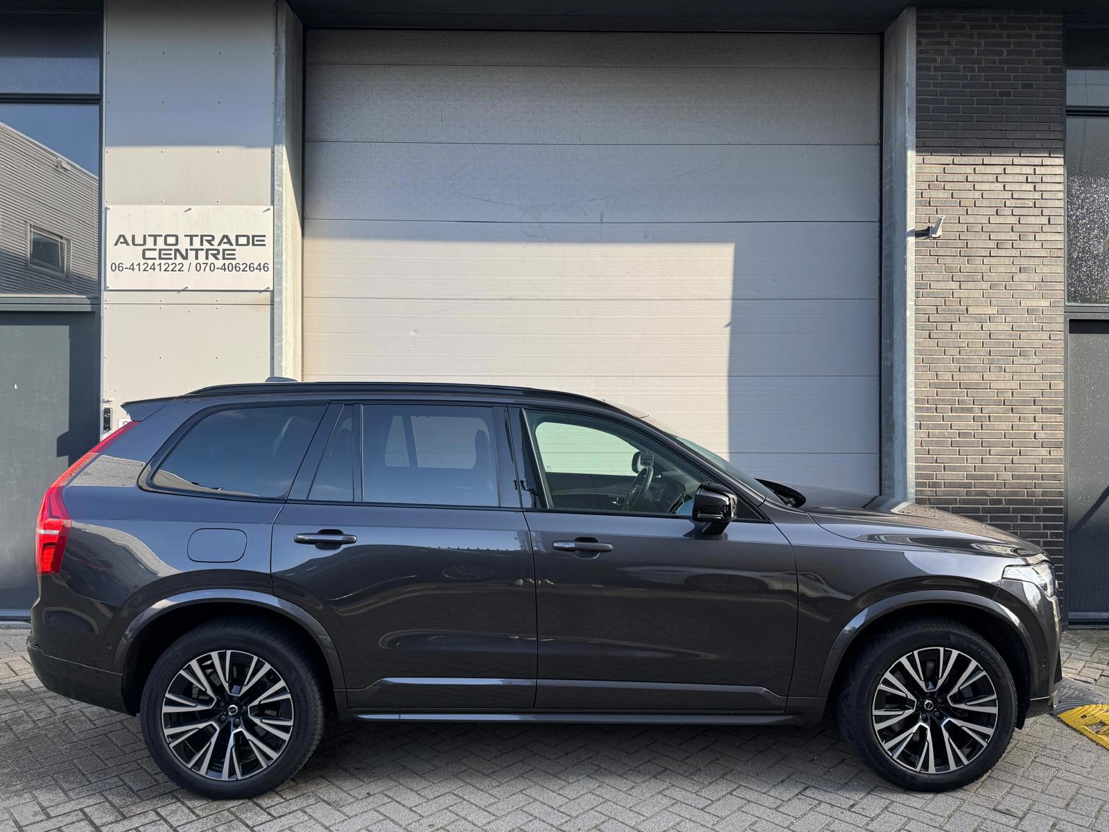 Volvo XC90 2.0 T8 Recharge AWD Ultimate Bright 7p (2022), foto 2