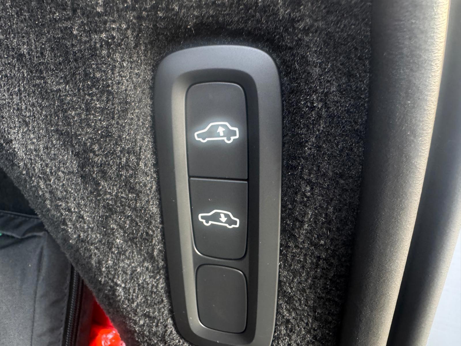 Volvo XC90 2.0 T8 Recharge AWD Ultimate Bright 7p (2022), foto 30