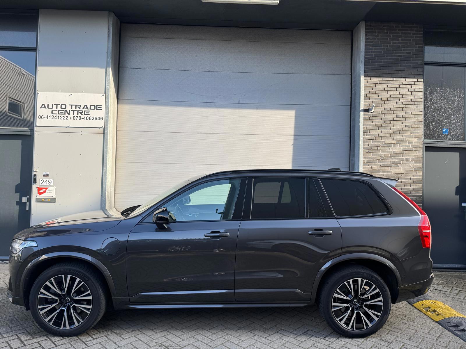 Volvo XC90 2.0 T8 Recharge AWD Ultimate Bright 7p (2022), foto 7