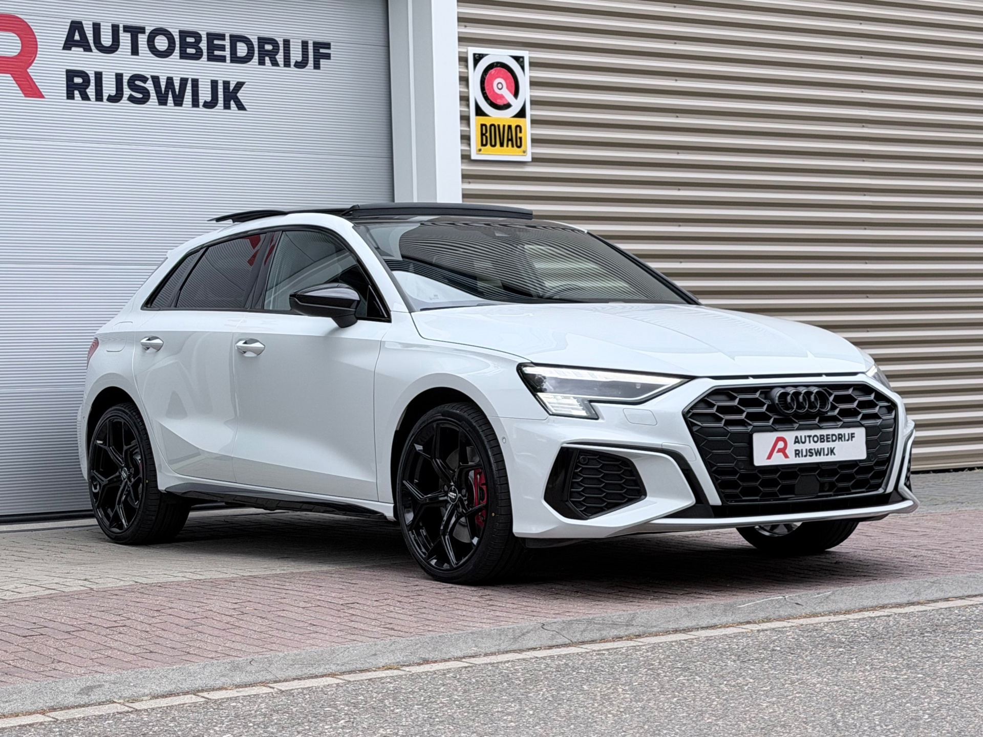 Audi A3 Sportback 45 TFSI e S edition Competition (2022), foto 9