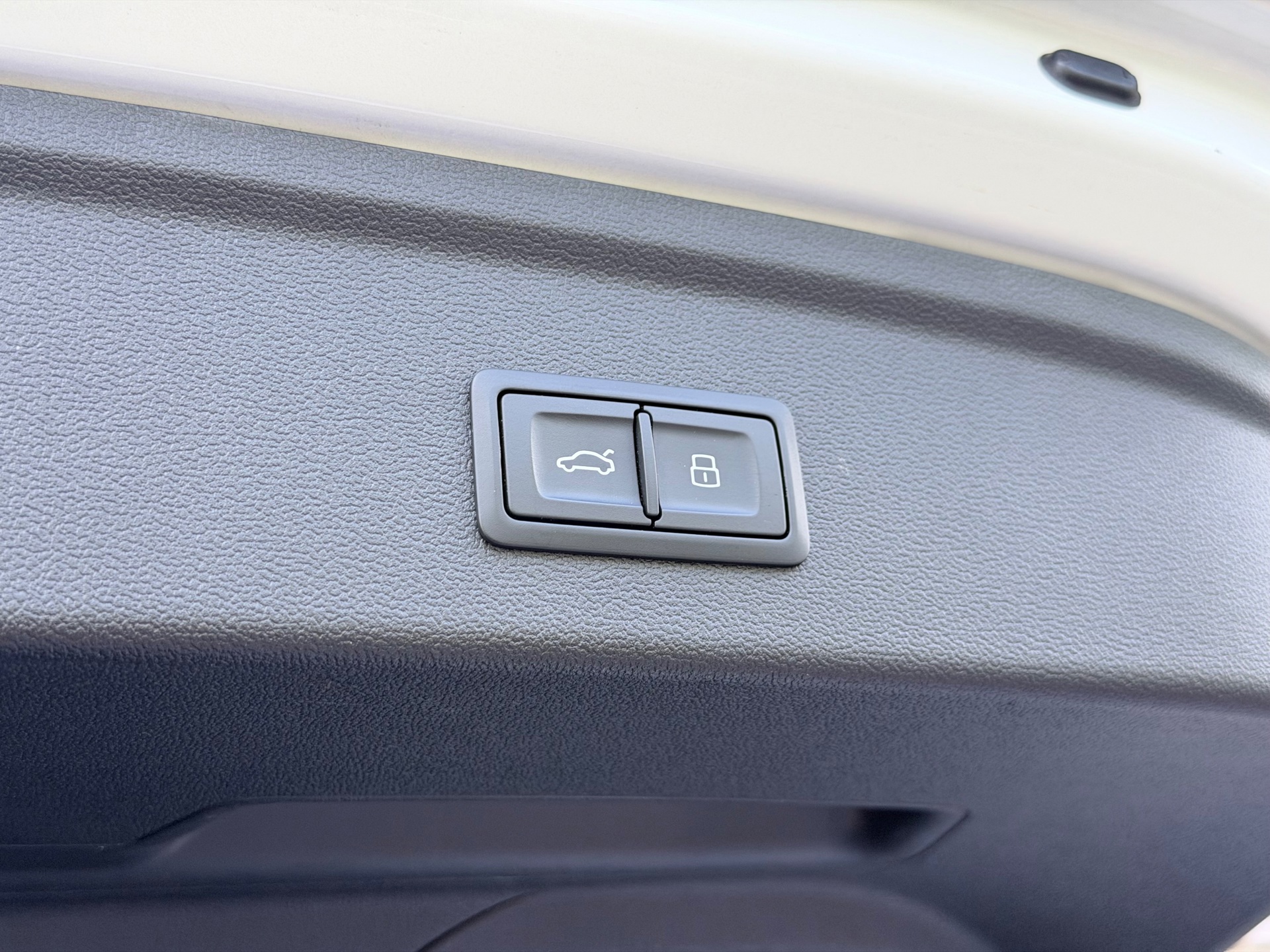 Audi A3 Sportback 45 TFSI e S edition Competition (2022), foto 10