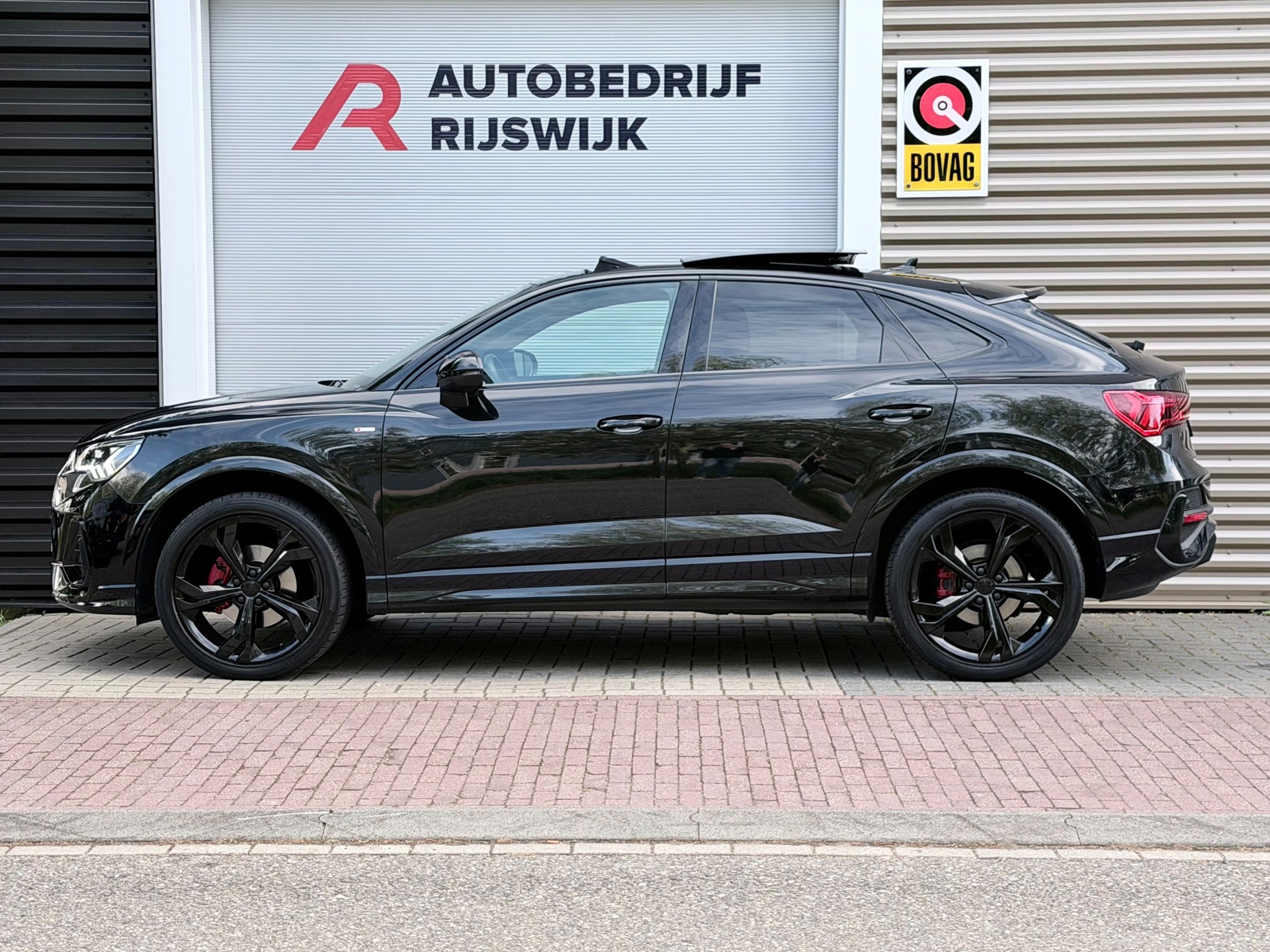 Audi Q3 Sportback 35 TFSI S Edition (2021), foto 2