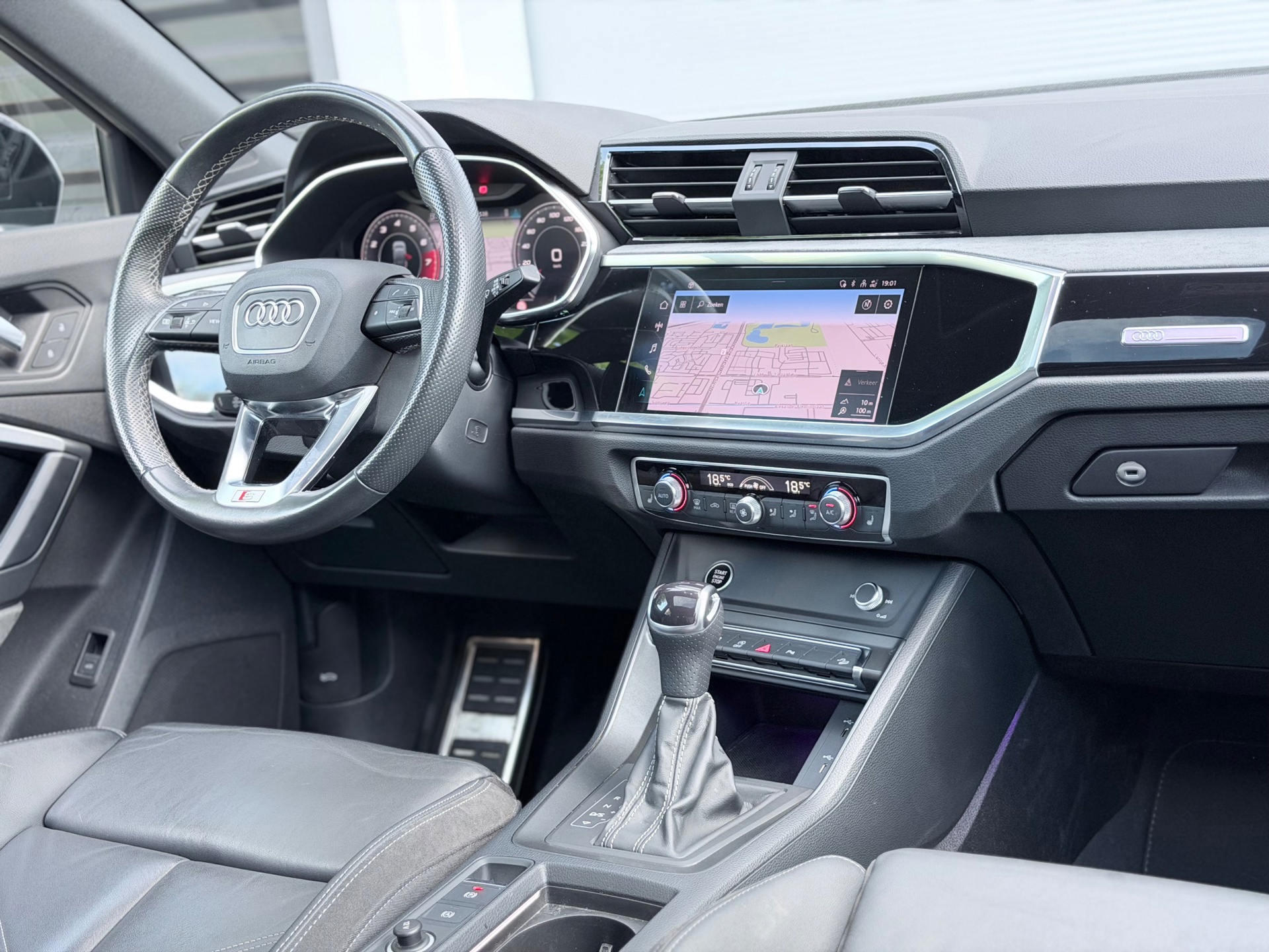 Audi Q3 Sportback 35 TFSI S Edition (2021), foto 17