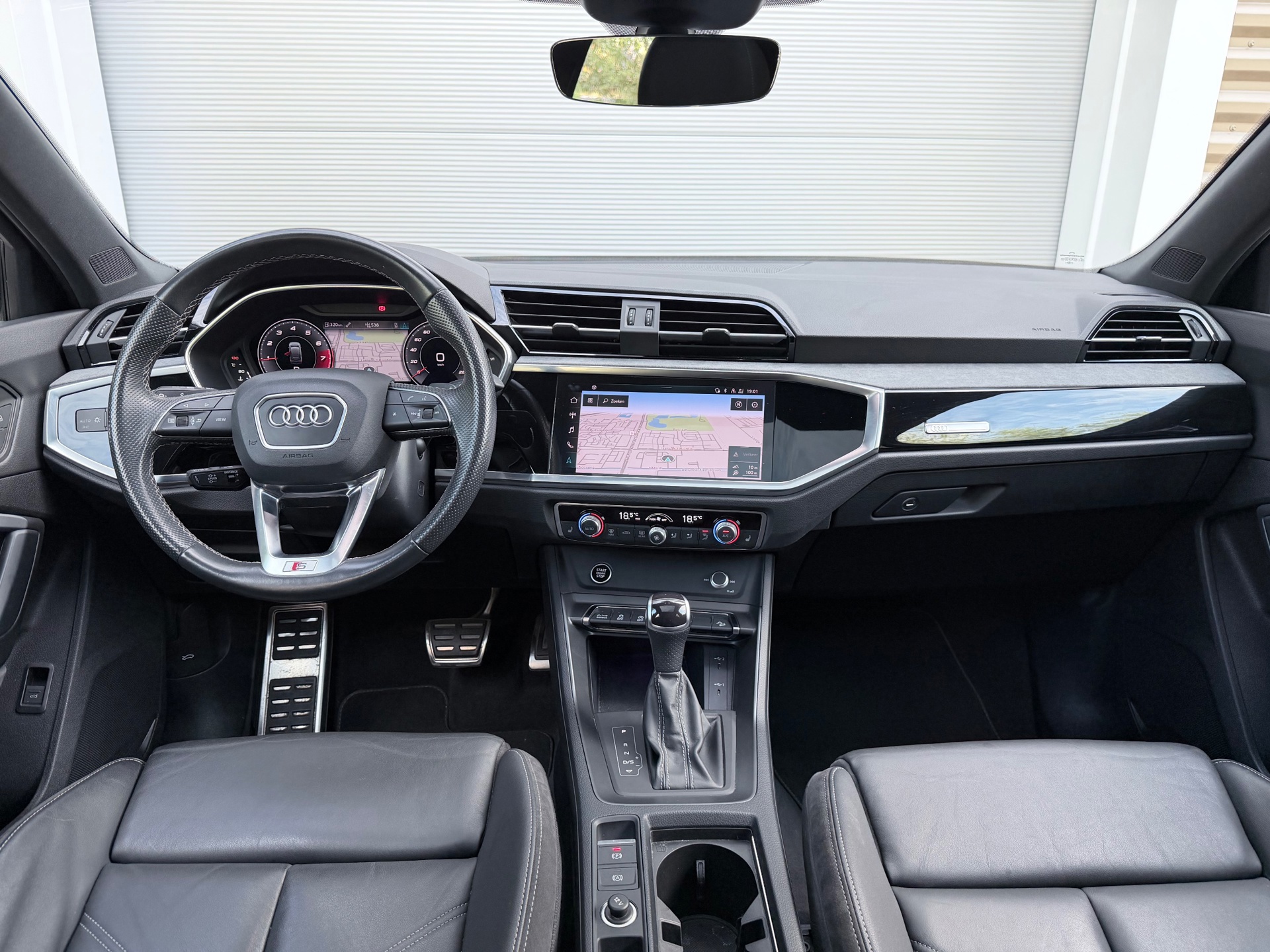 Audi Q3 Sportback 35 TFSI S Edition (2021), foto 10
