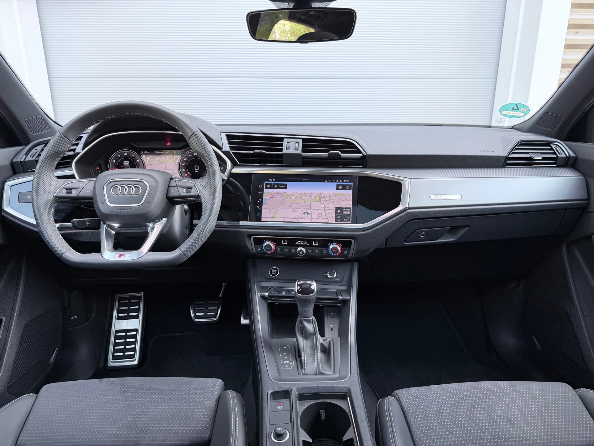 Audi Q3 SPORTBACK 35 TFSI S Edition Competition (2024), foto 12