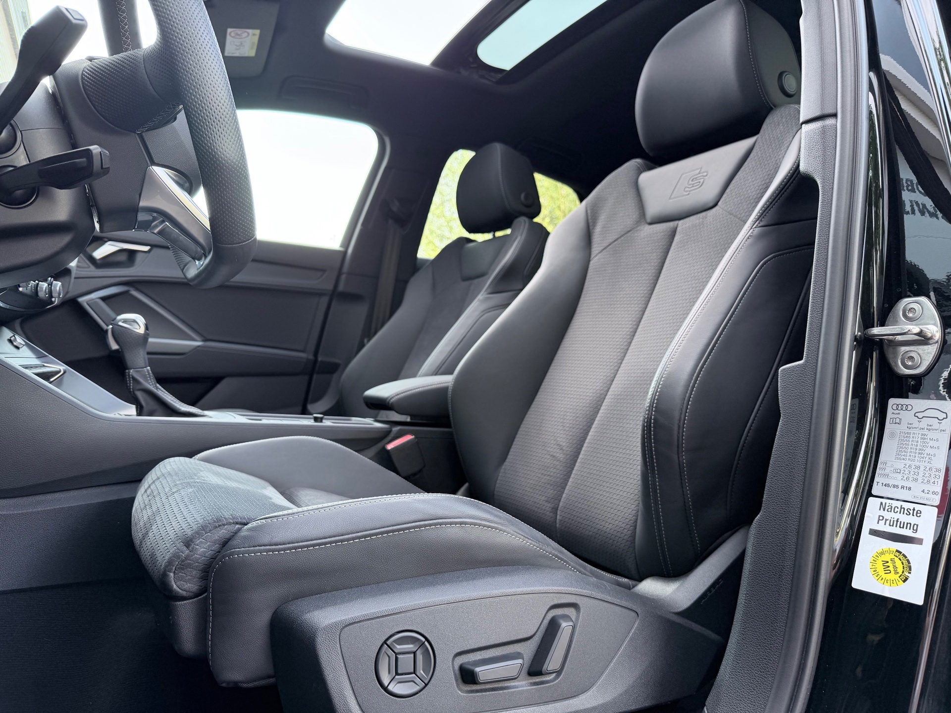 Audi Q3 SPORTBACK 35 TFSI S Edition Competition (2024), foto 13