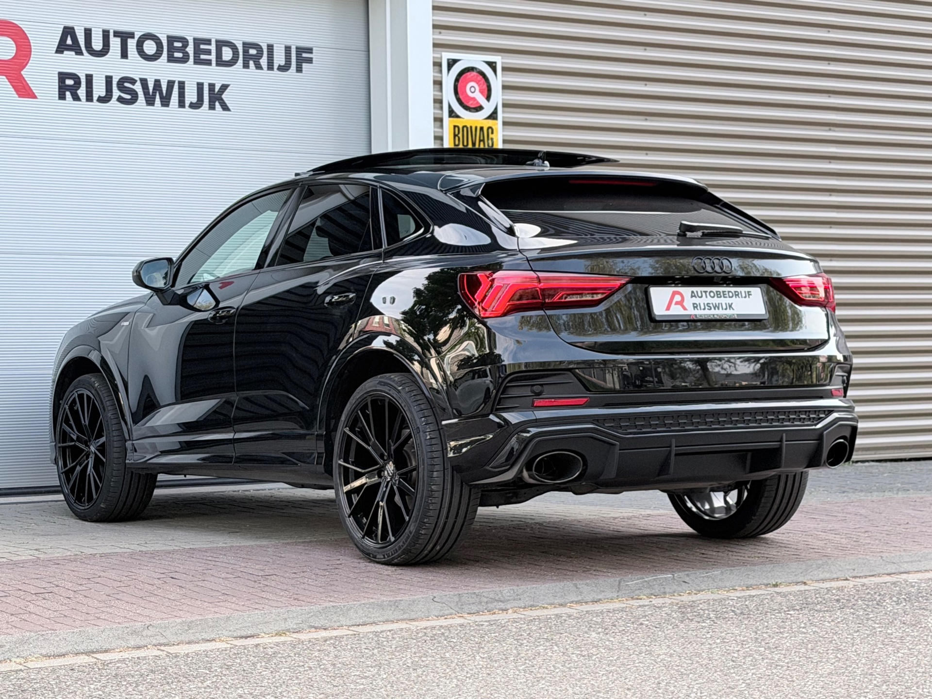 Audi Q3 SPORTBACK 35 TFSI S Edition Competition (2024), foto 8