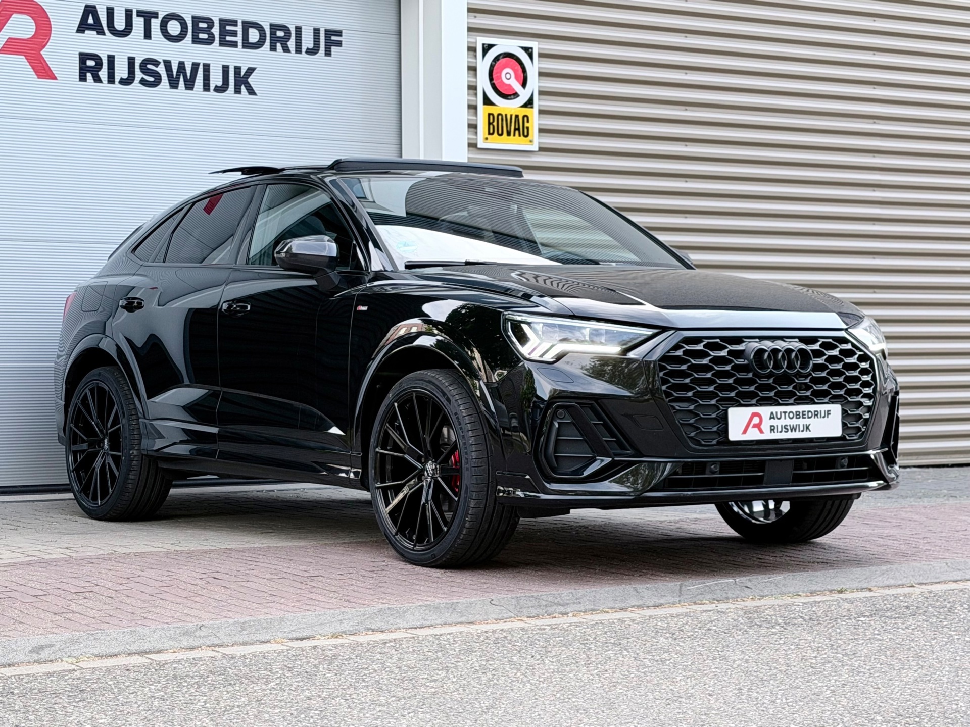 Audi Q3 SPORTBACK 35 TFSI S Edition Competition (2024), foto 9