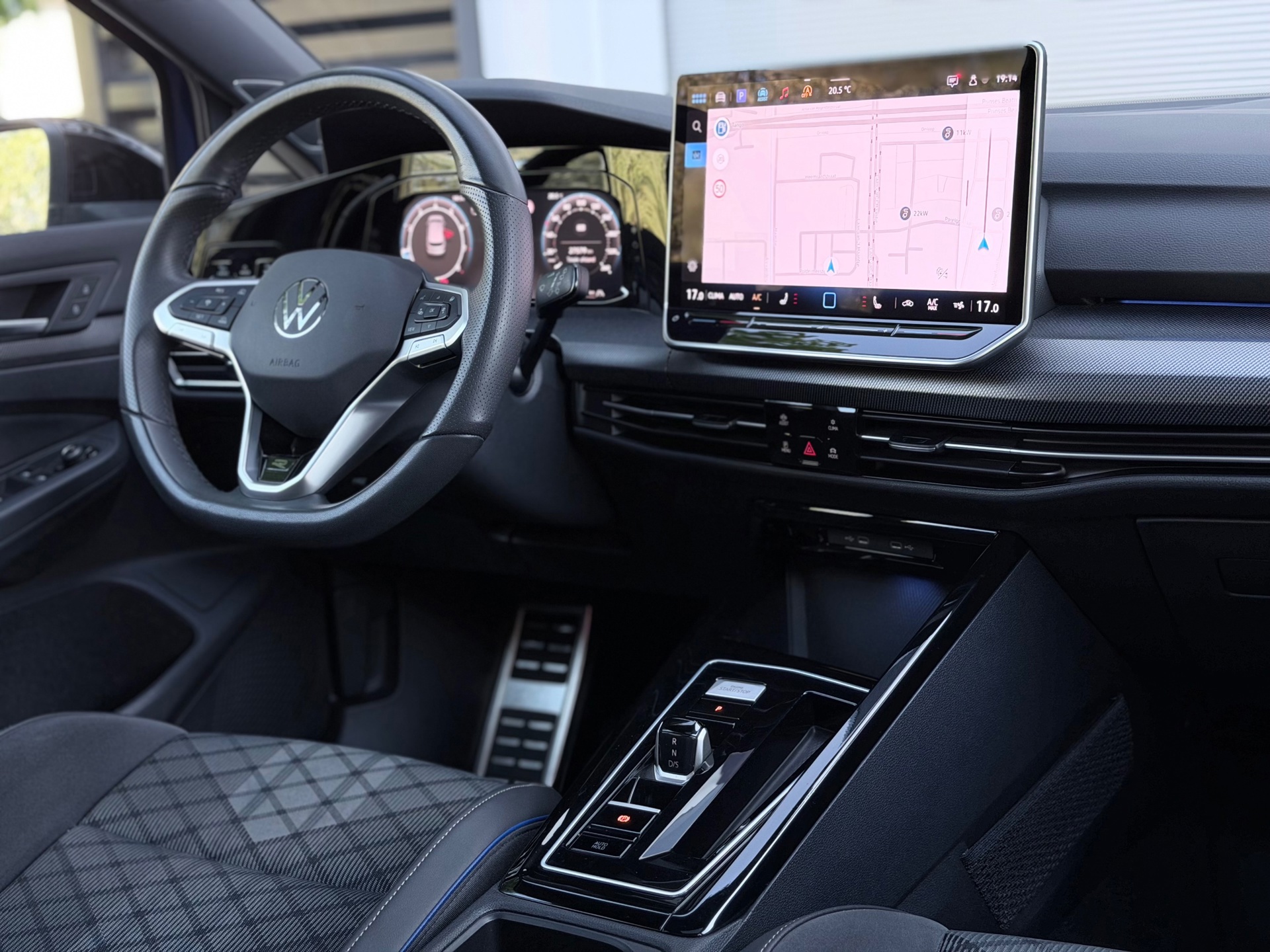 Volkswagen GOLF 1.5 eTSI R-Line Edition (2025), foto 18