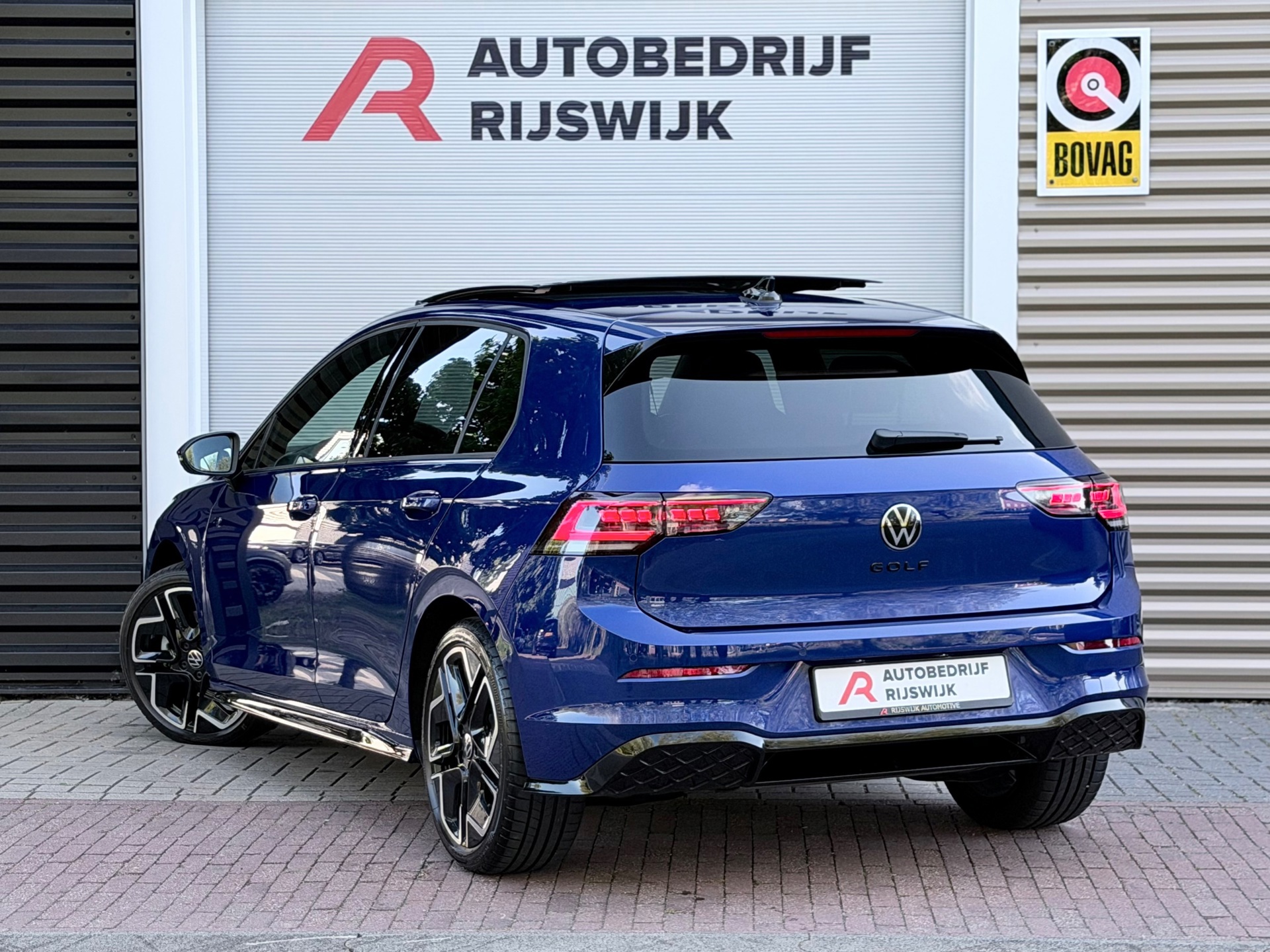 Volkswagen GOLF 1.5 eTSI R-Line Edition (2025), foto 3