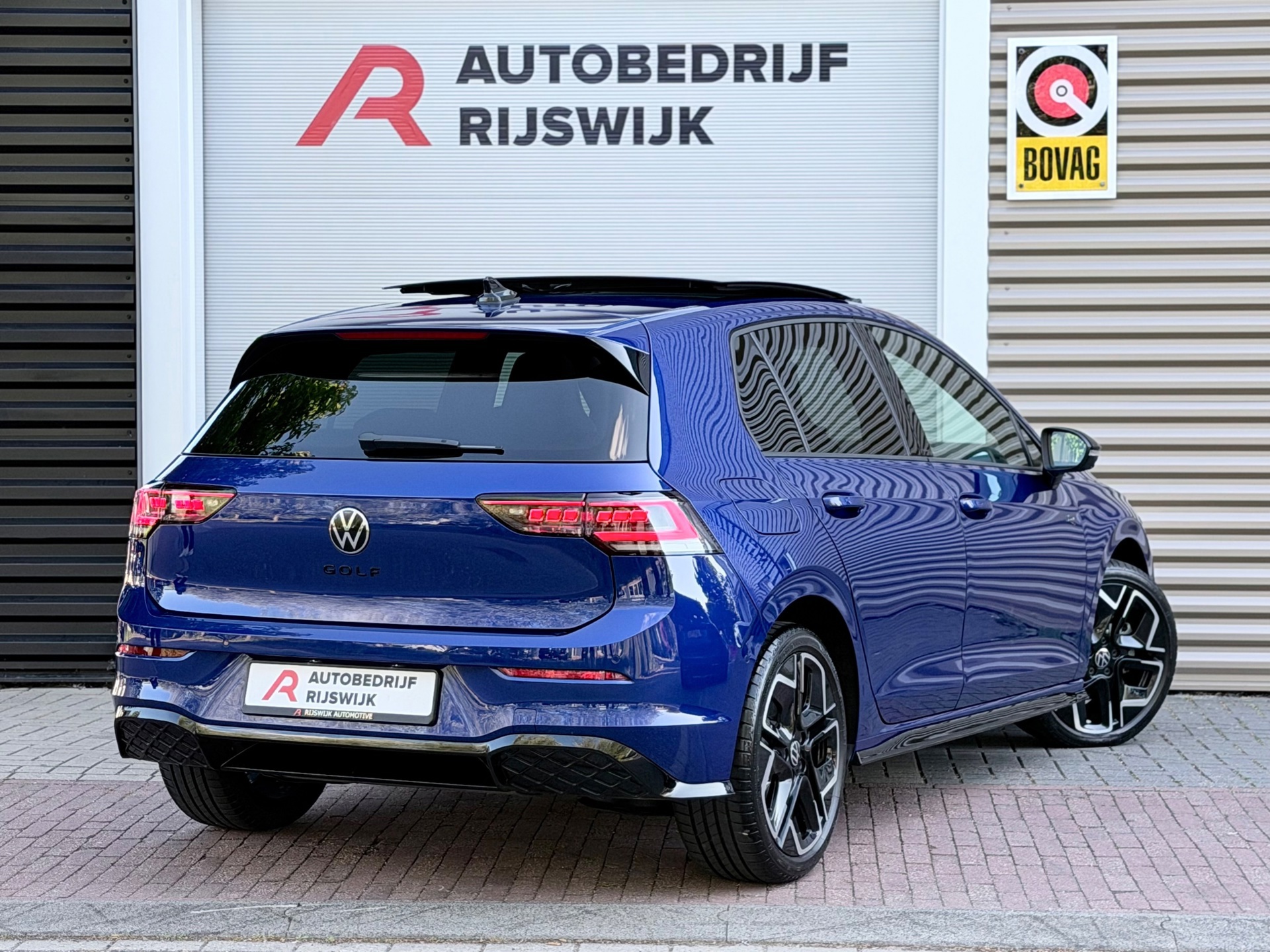 Volkswagen GOLF 1.5 eTSI R-Line Edition (2025), foto 4