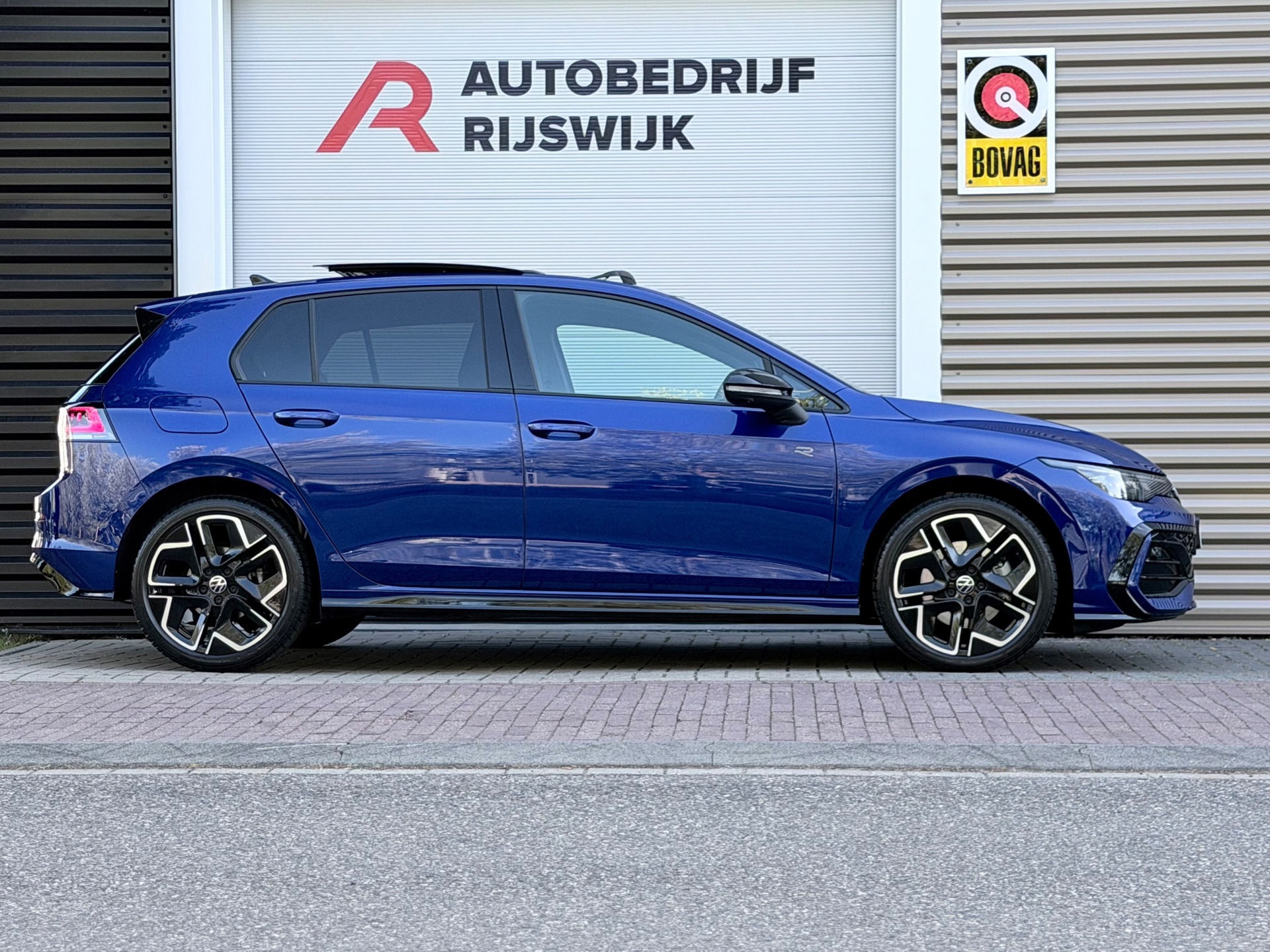 Volkswagen GOLF 1.5 eTSI R-Line Edition (2025), foto 5