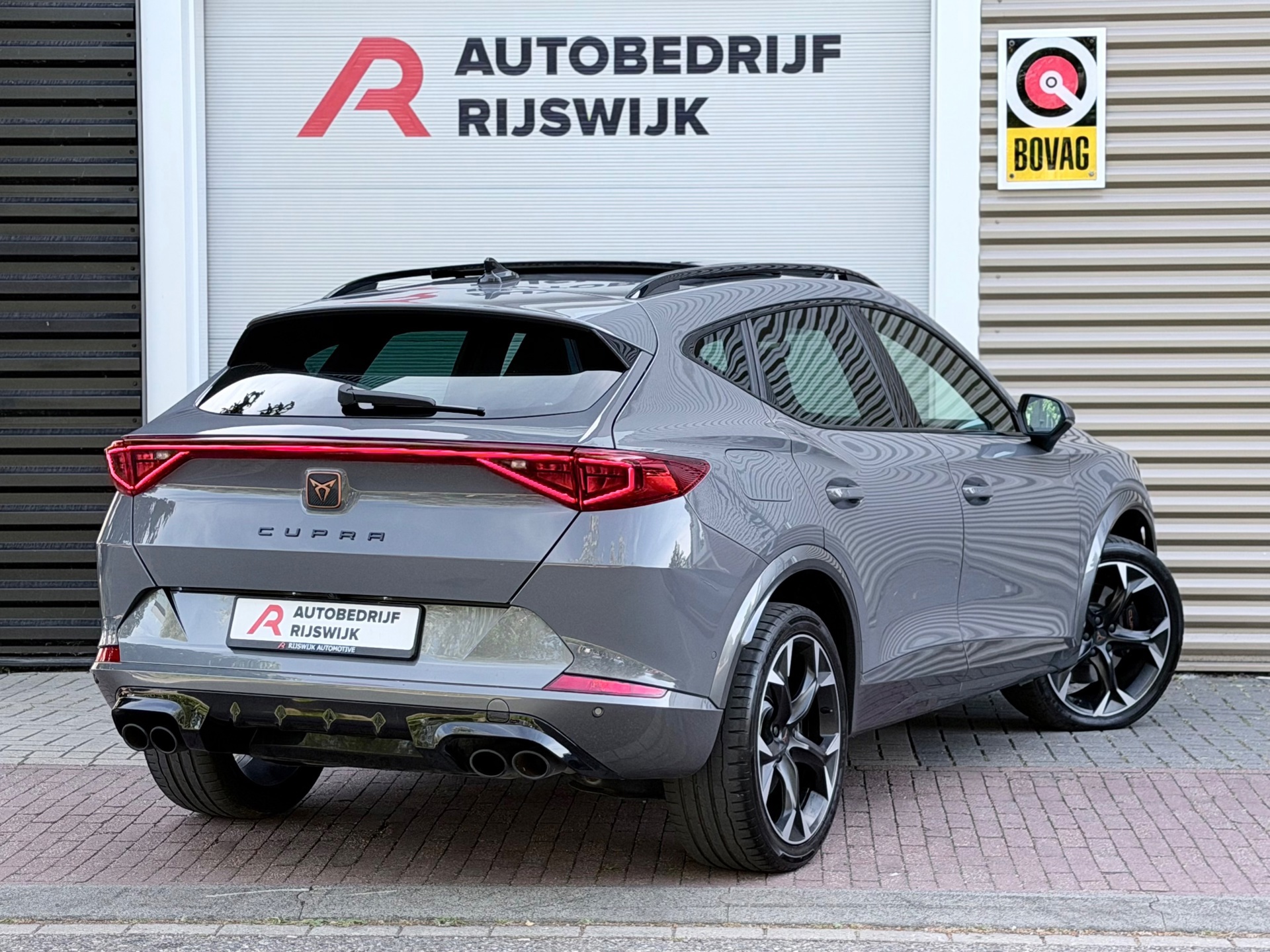 CUPRA Formentor 2.0 TSI 4DRIVE (2022), foto 4
