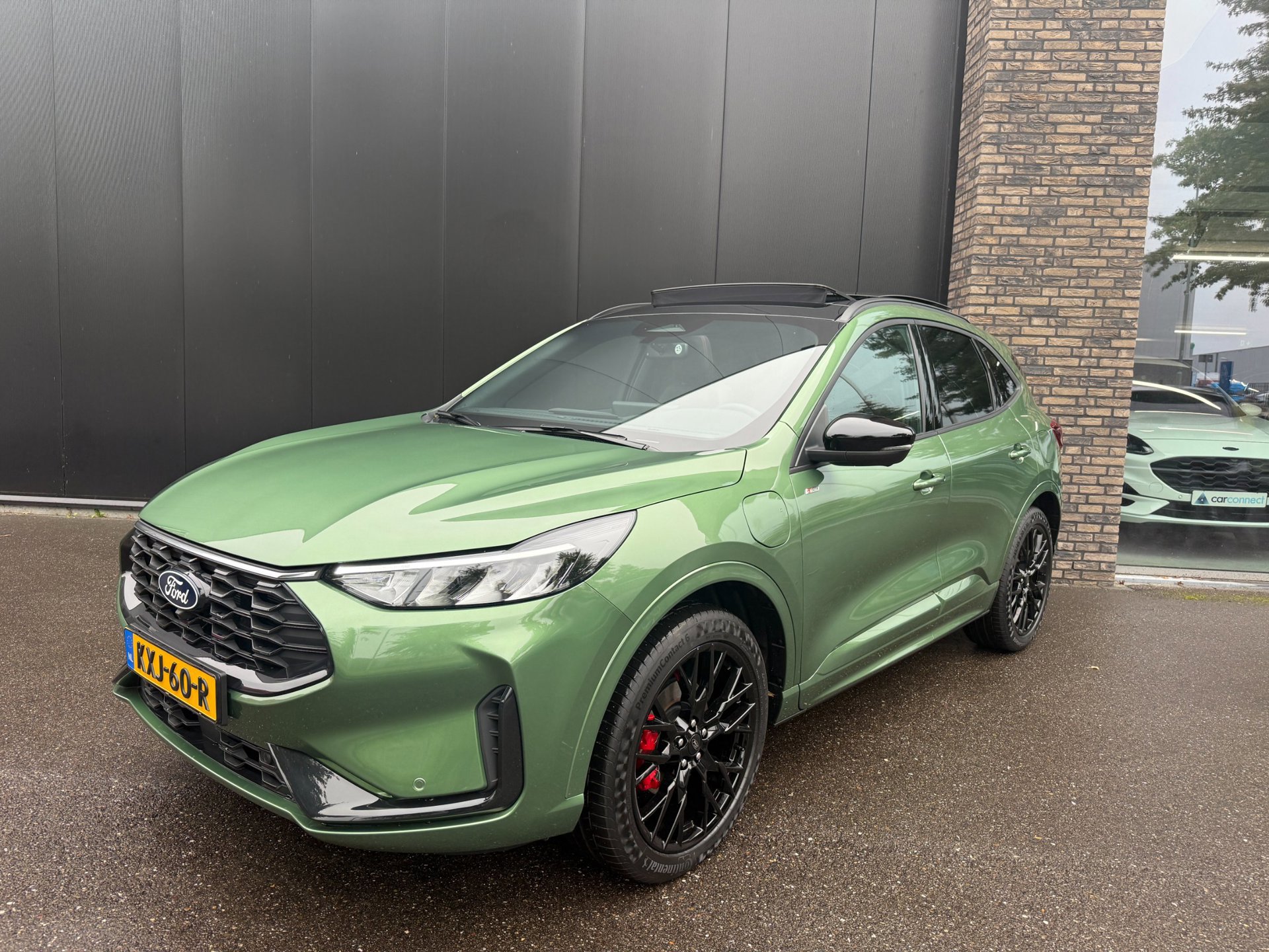 Ford Kuga 2.5 PHEV ST-Line X (2026), foto 1
