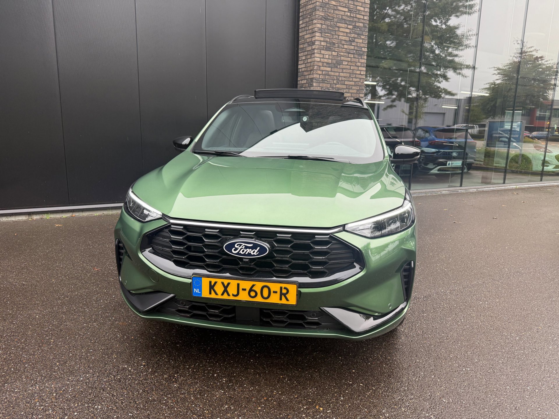 Ford Kuga 2.5 PHEV ST-Line X (2026), foto 2