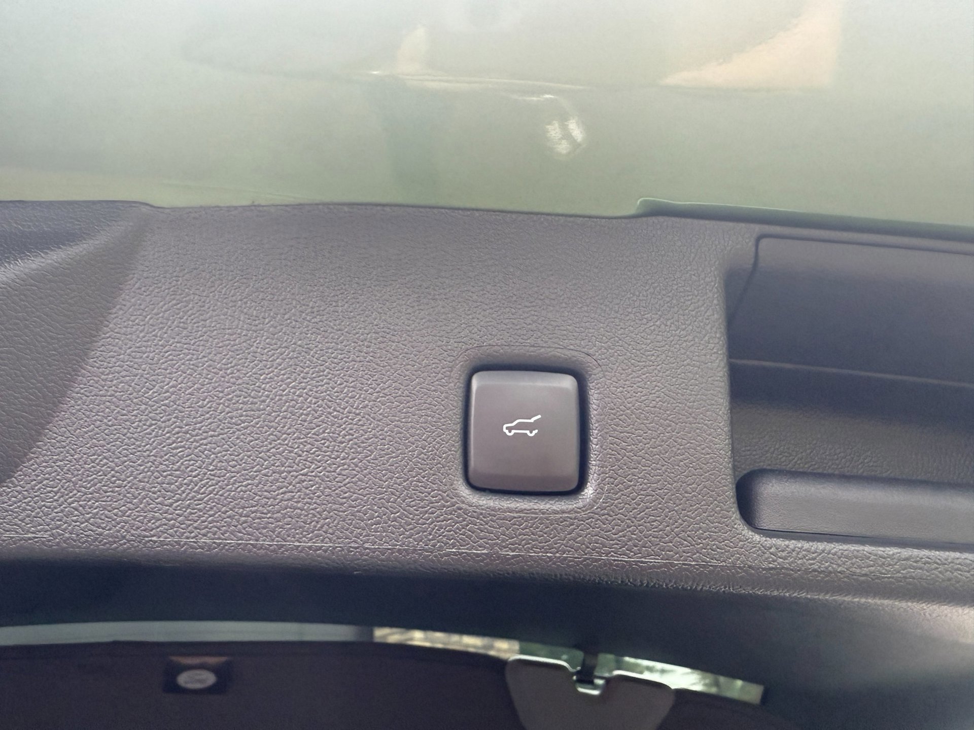 Ford Kuga 2.5 PHEV ST-Line X (2026), foto 35