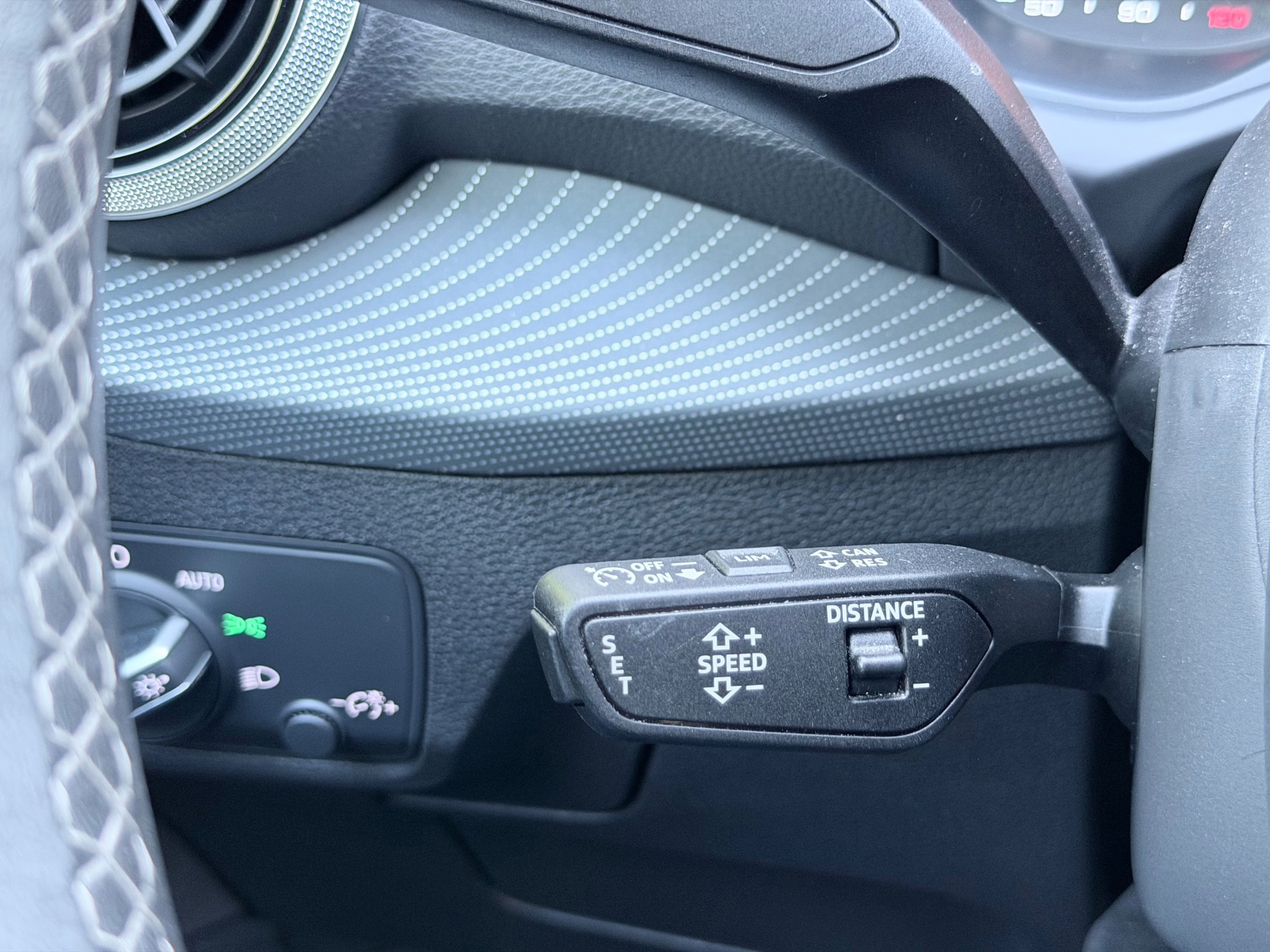 Audi Q2 35 TFSI S Edition (2023), foto 15