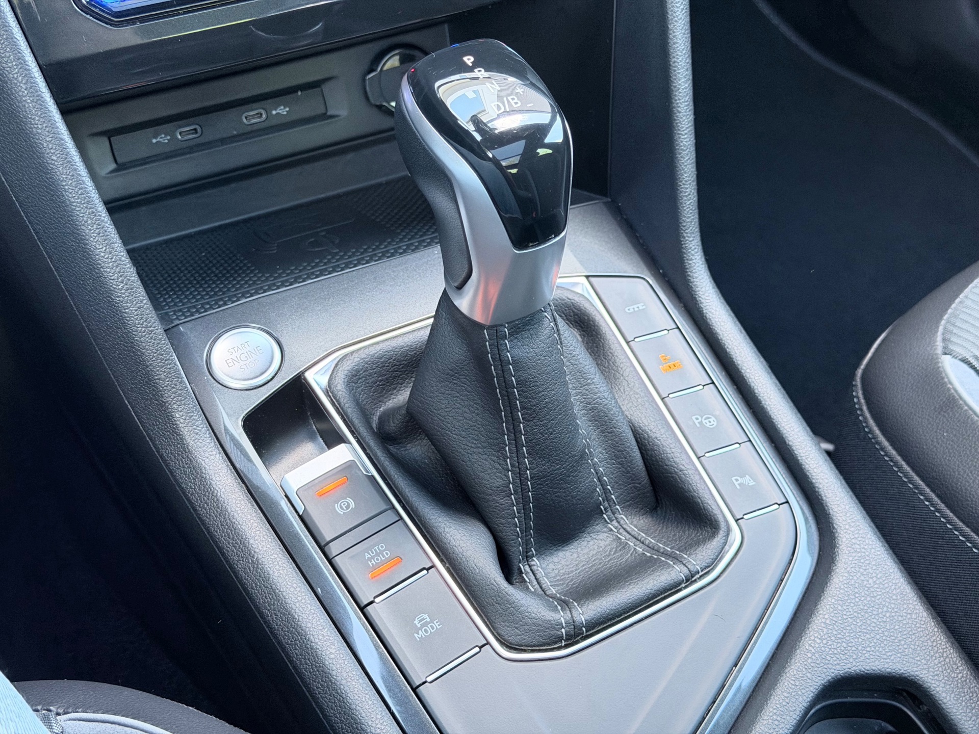 Volkswagen TIGUAN 1.4 TSI eHybrid R-Line (2023), foto 18