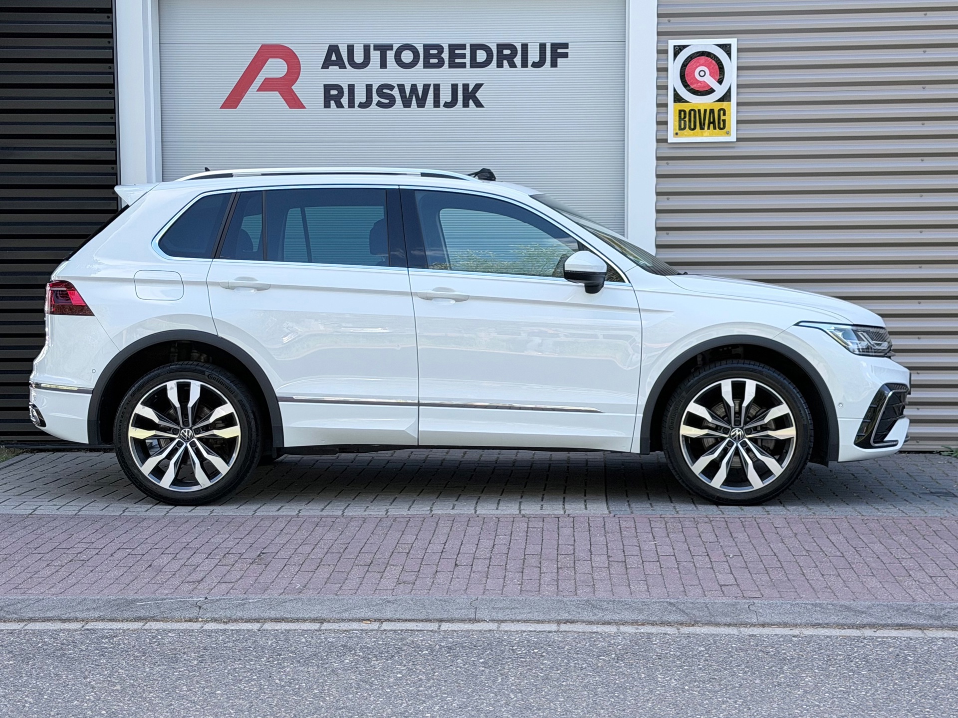 Volkswagen TIGUAN 1.4 TSI eHybrid R-Line (2023), foto 5
