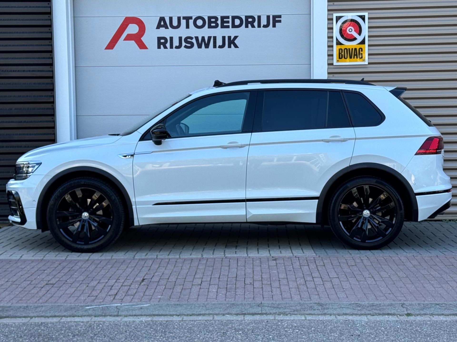 Volkswagen Tiguan 1.5 TSI ACT 3x R-Line Memory (2019), foto 2