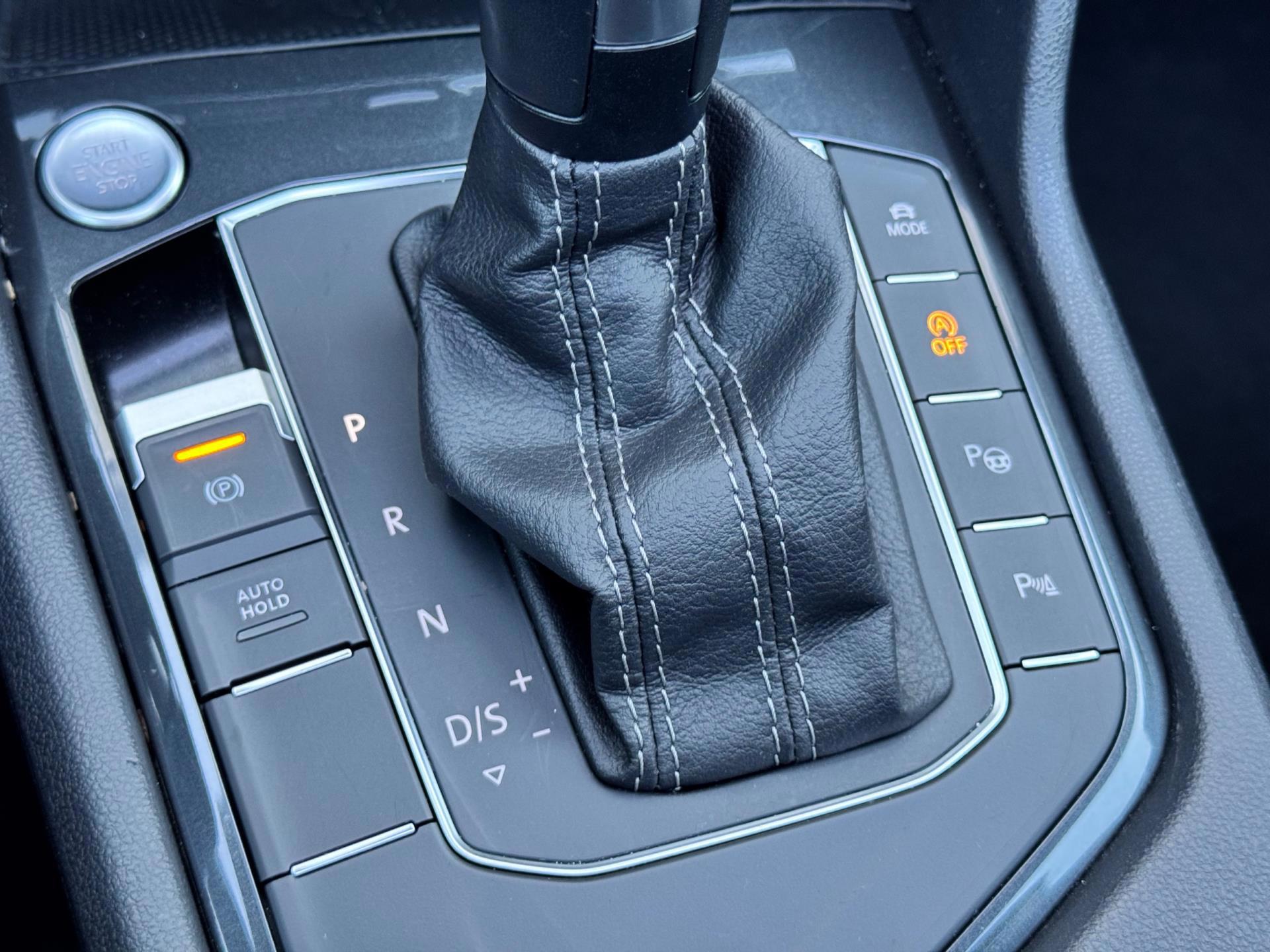Volkswagen Tiguan 1.5 TSI ACT 3x R-Line Memory (2019), foto 21