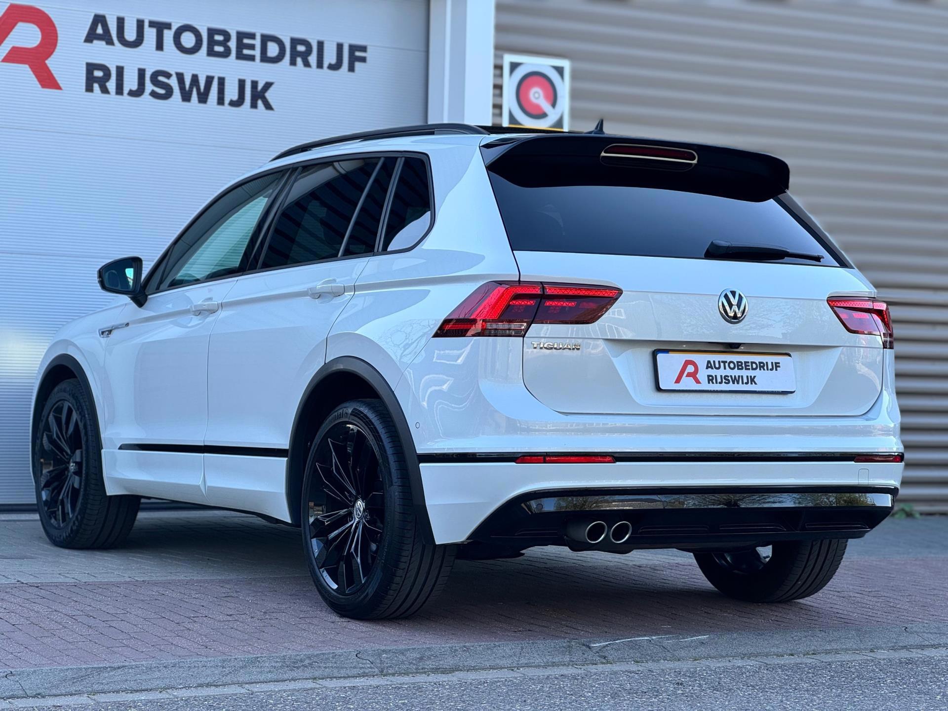 Volkswagen Tiguan 1.5 TSI ACT 3x R-Line Memory (2019), foto 8