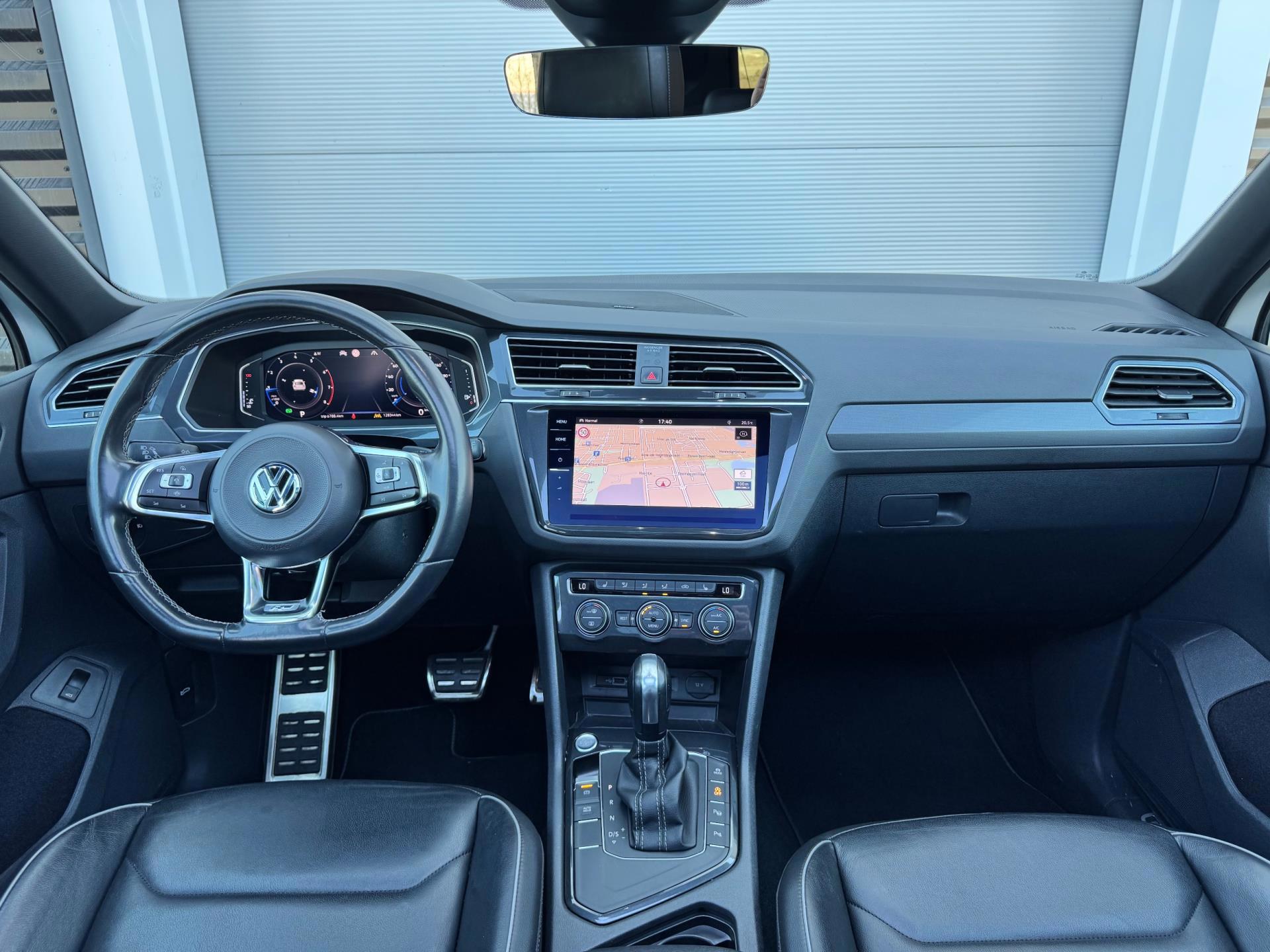 Volkswagen Tiguan 1.5 TSI ACT 3x R-Line Memory (2019), foto 10