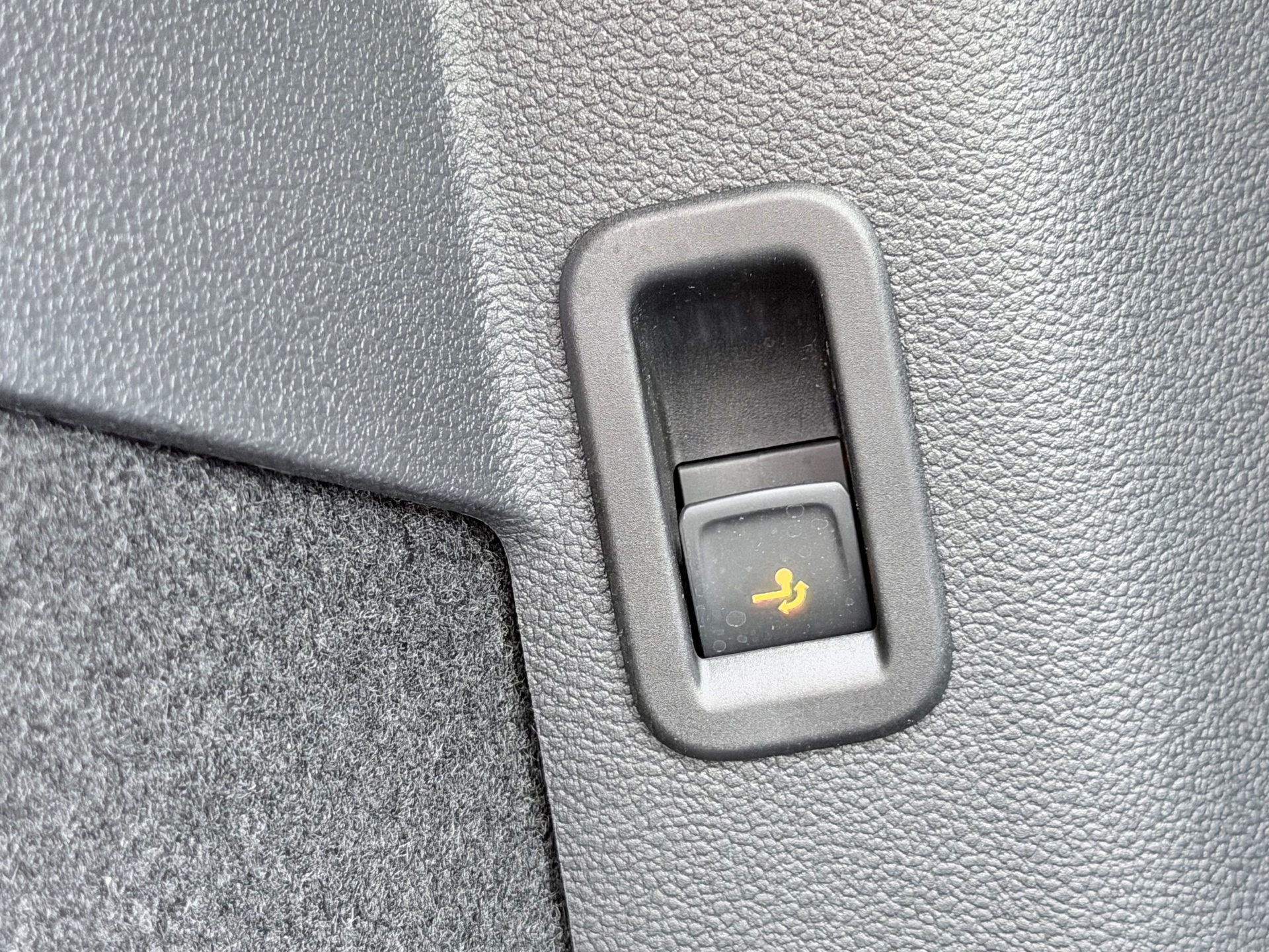 Volkswagen Golf 1.4 eHybrid GTE (2022), foto 9