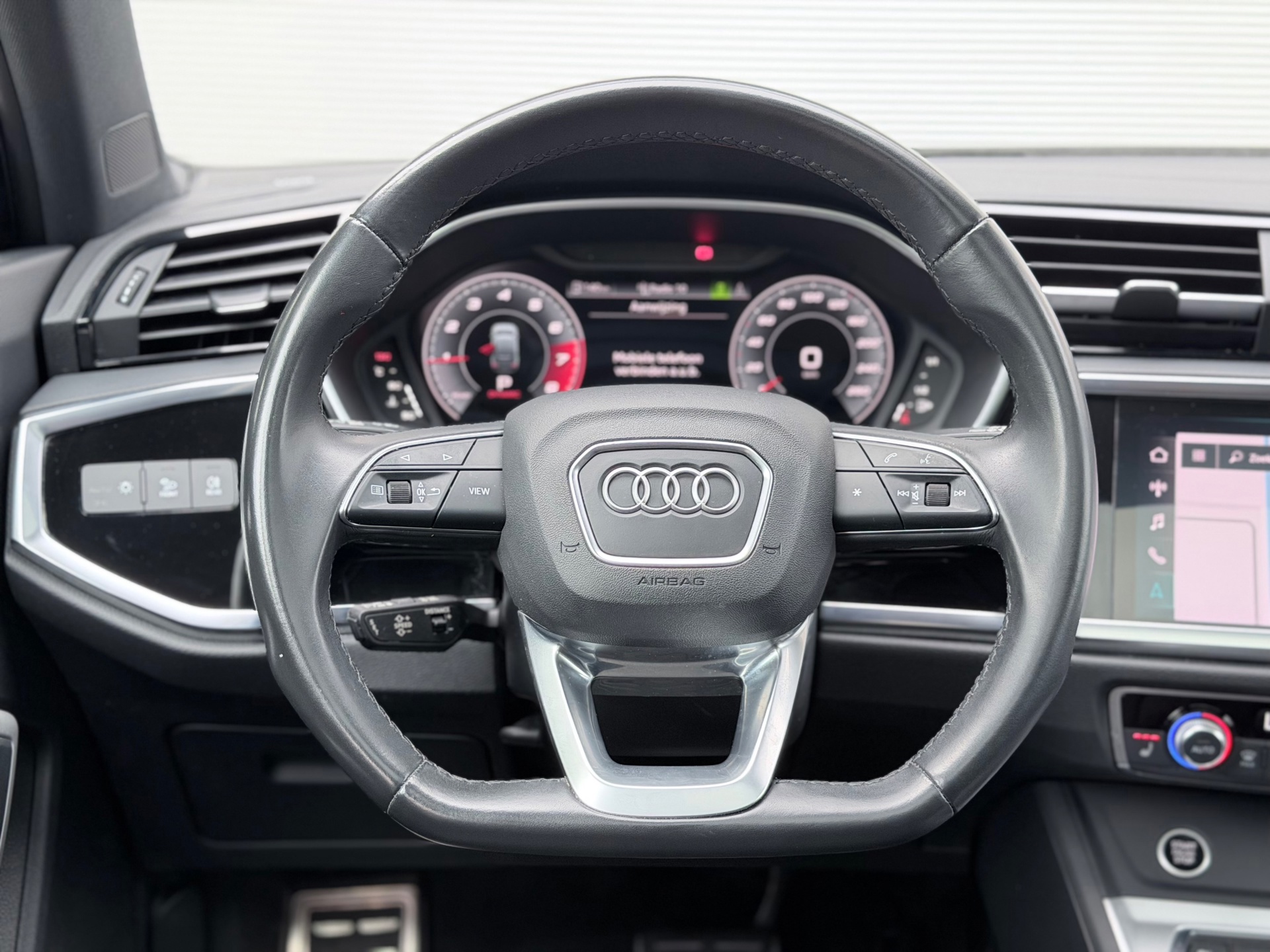 Audi Q3 SPORTBACK 35 TFSI S-Line (2021), foto 14