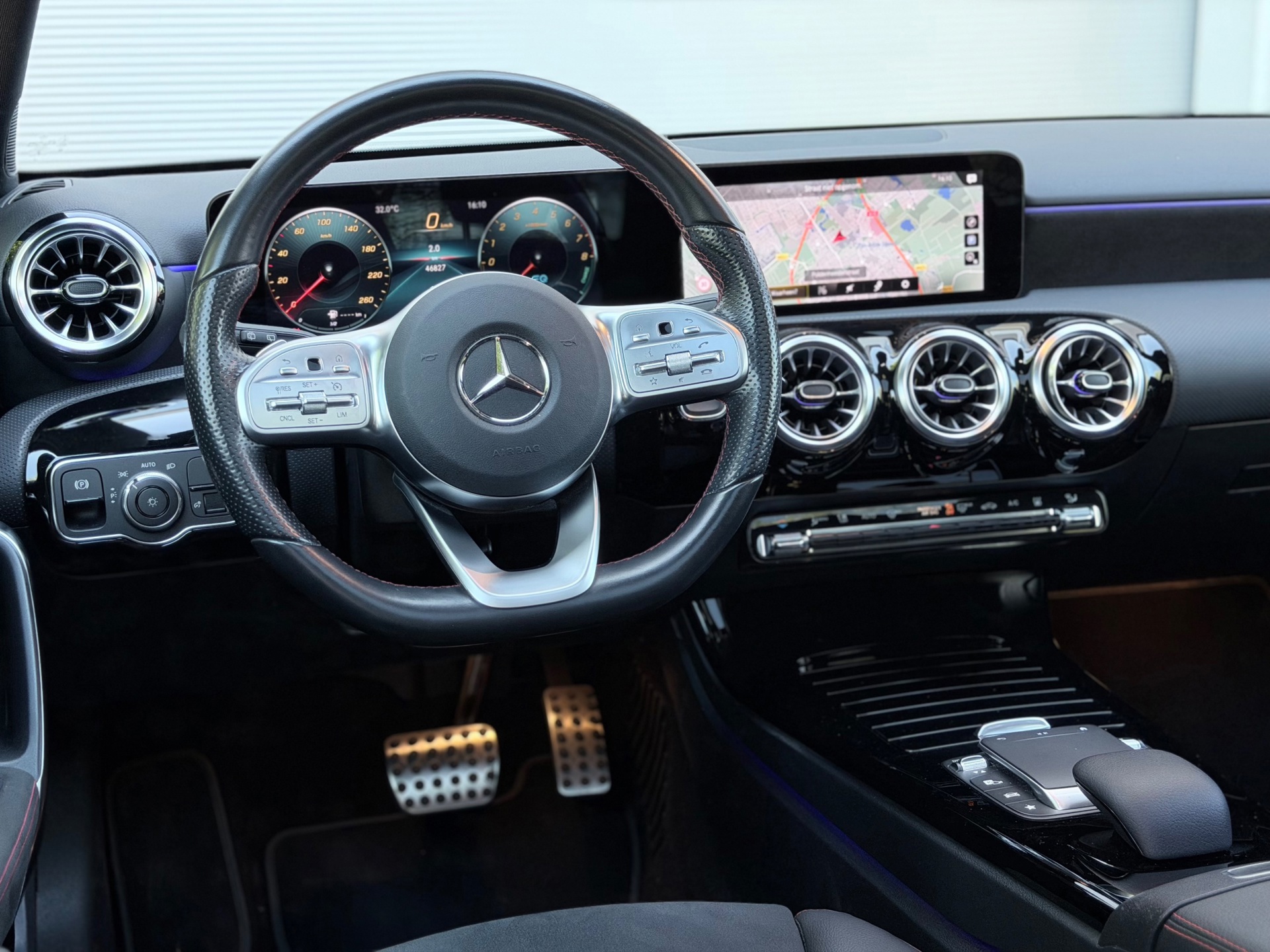 Mercedes-Benz A-klasse 250 e Premium (2021), foto 12