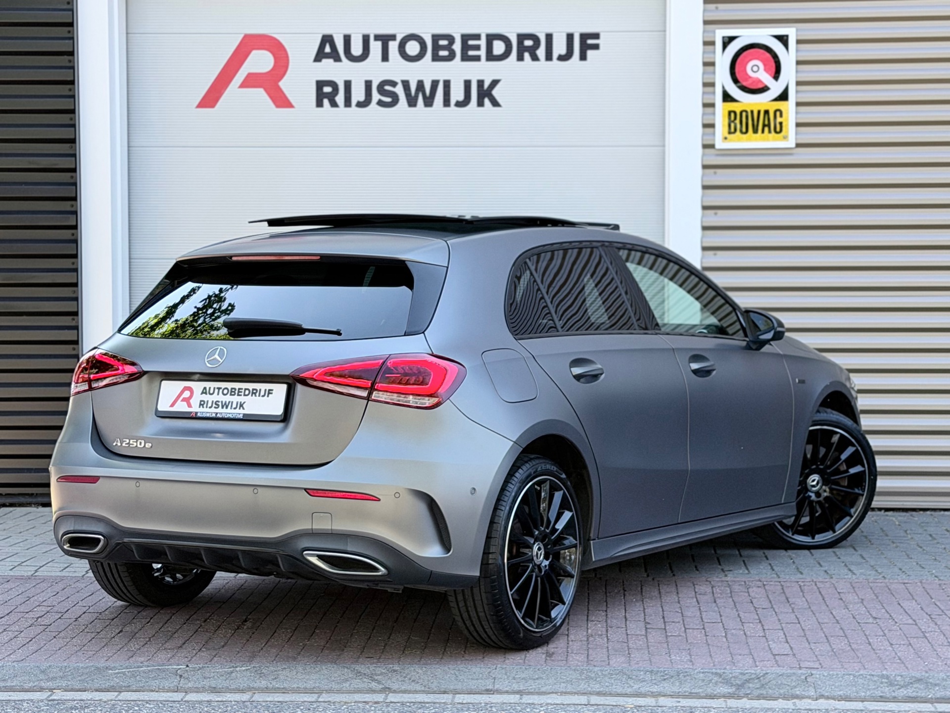 Mercedes-Benz A-klasse 250 e Premium (2021), foto 4