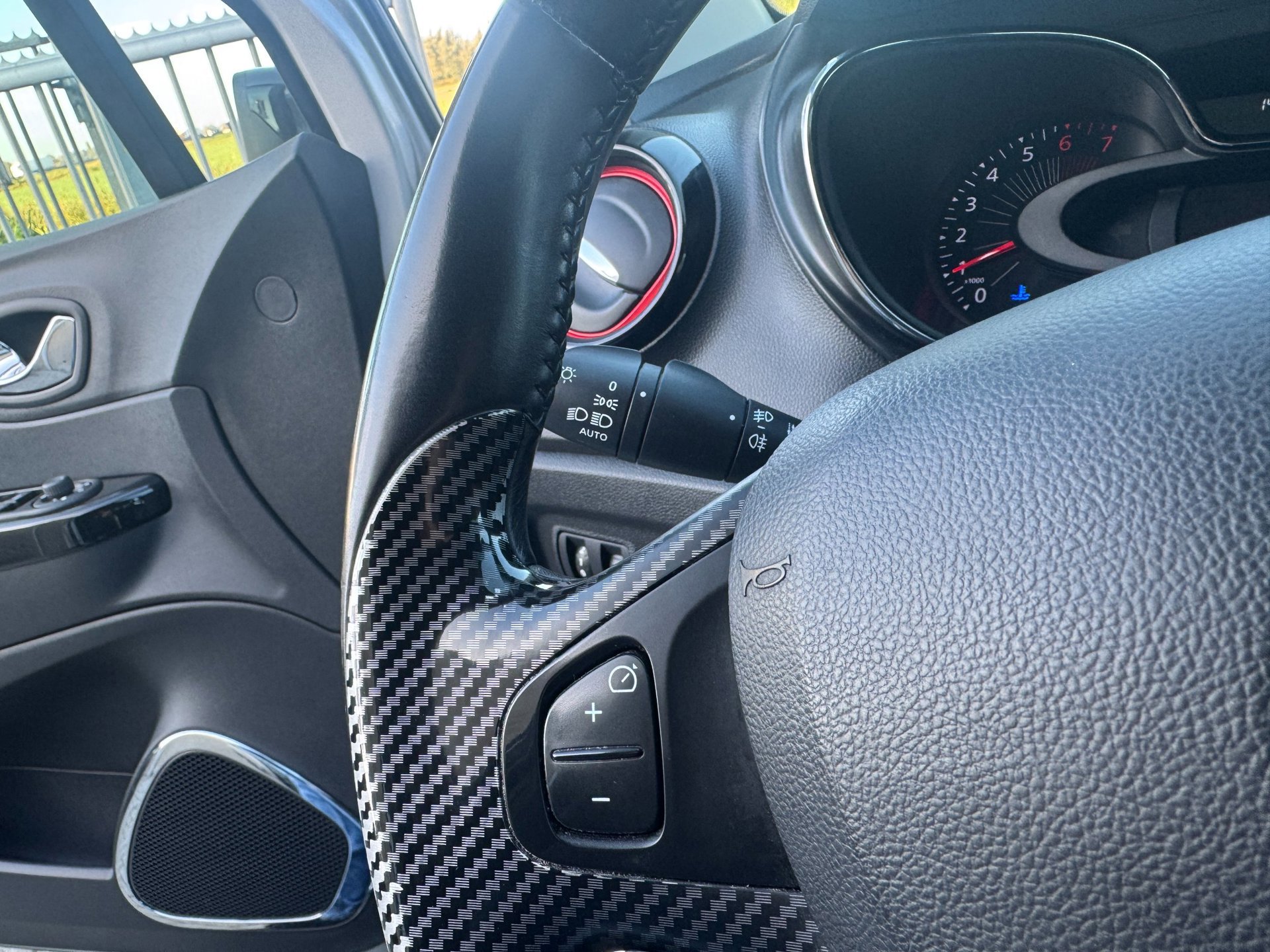 Renault Captur 1.2 TCe Xmod (2016), foto 12