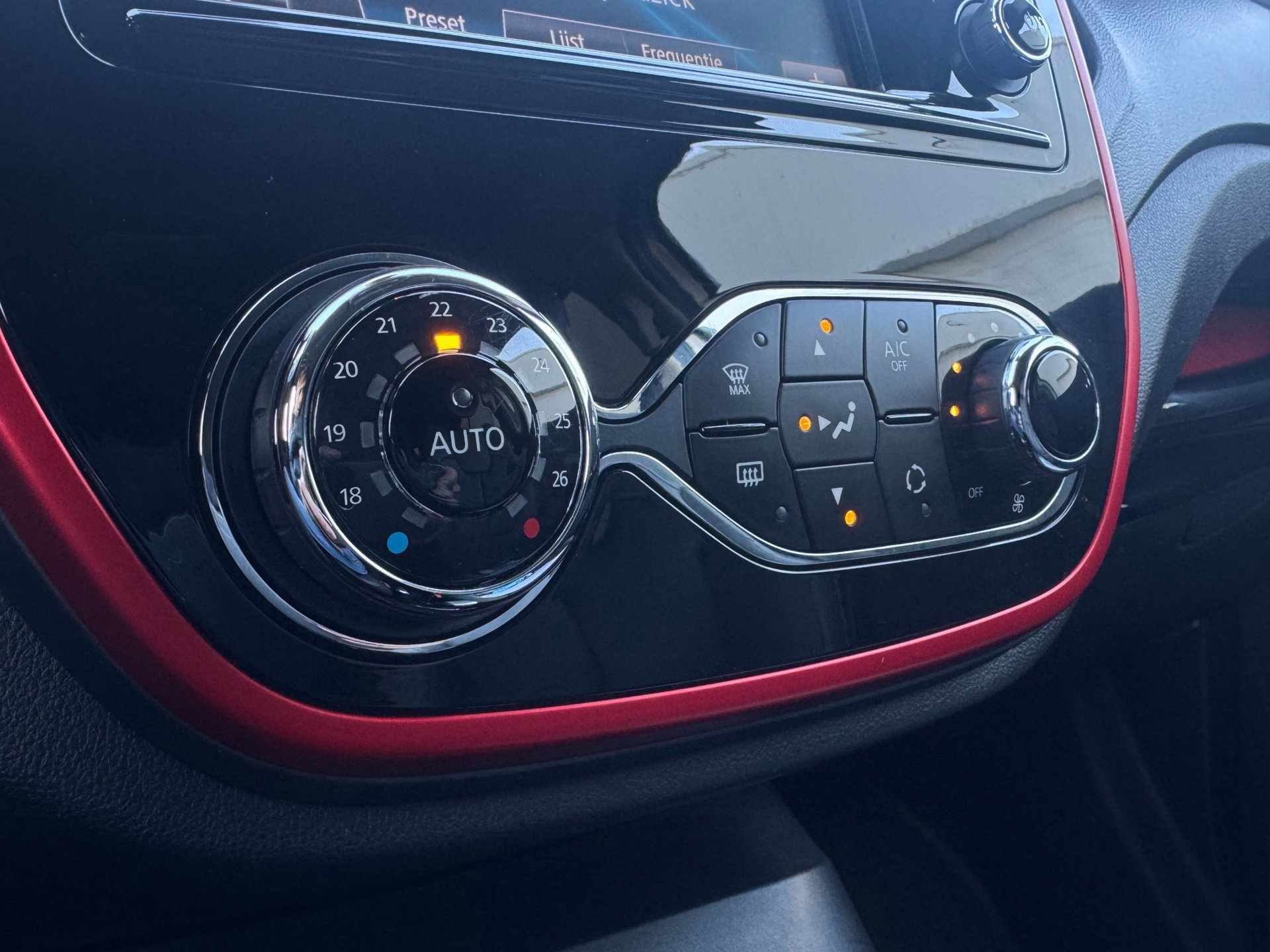Renault Captur 1.2 TCe Xmod (2016), foto 16