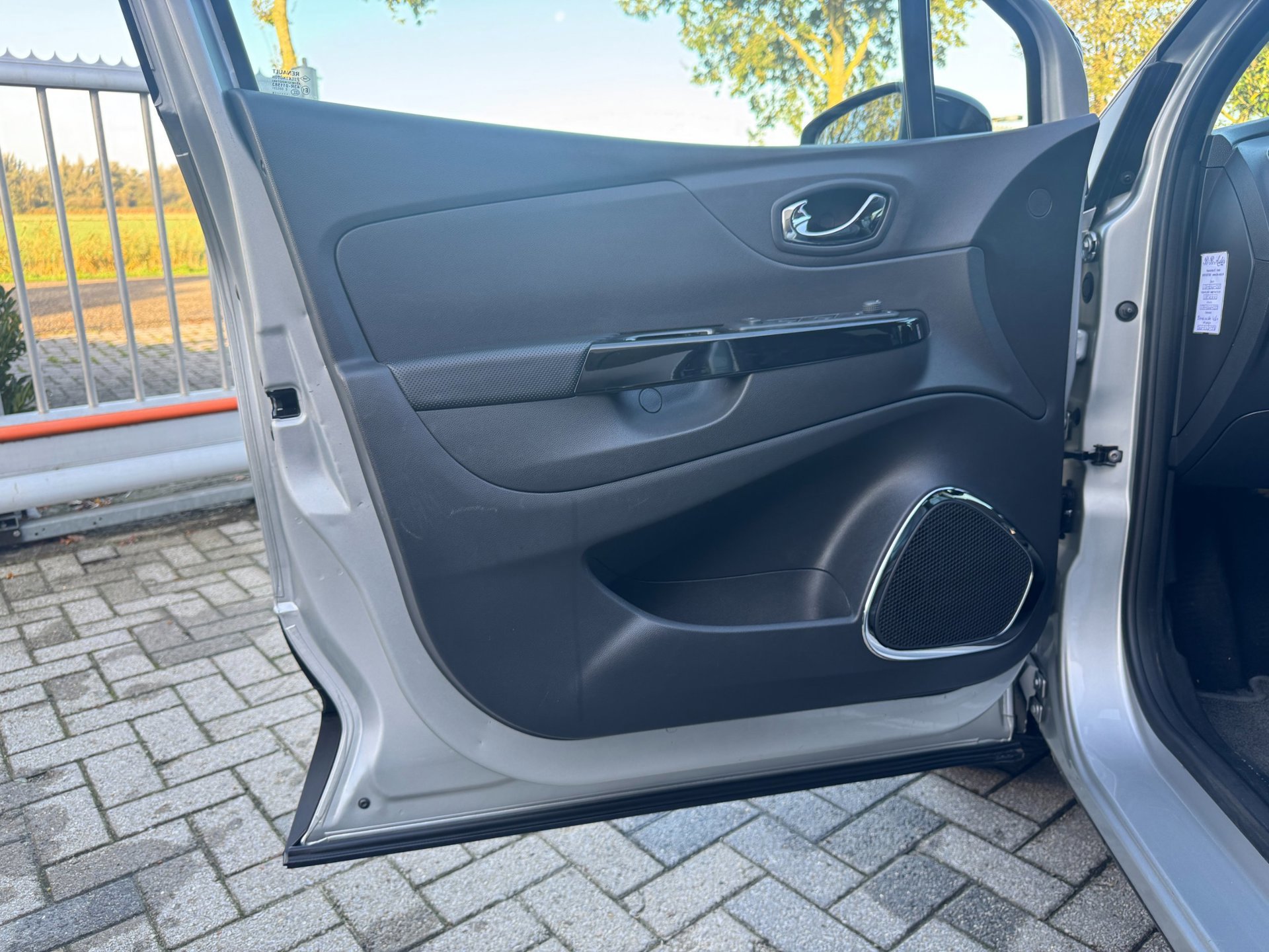 Renault Captur 1.2 TCe Xmod (2016), foto 5