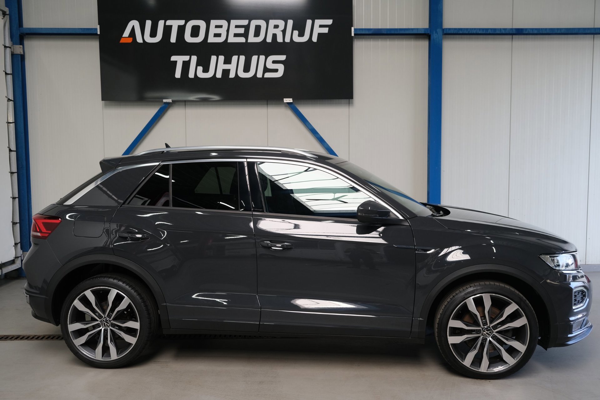 Volkswagen T-Roc 1.5 TSI Sport Business R-Line (2021), foto 2