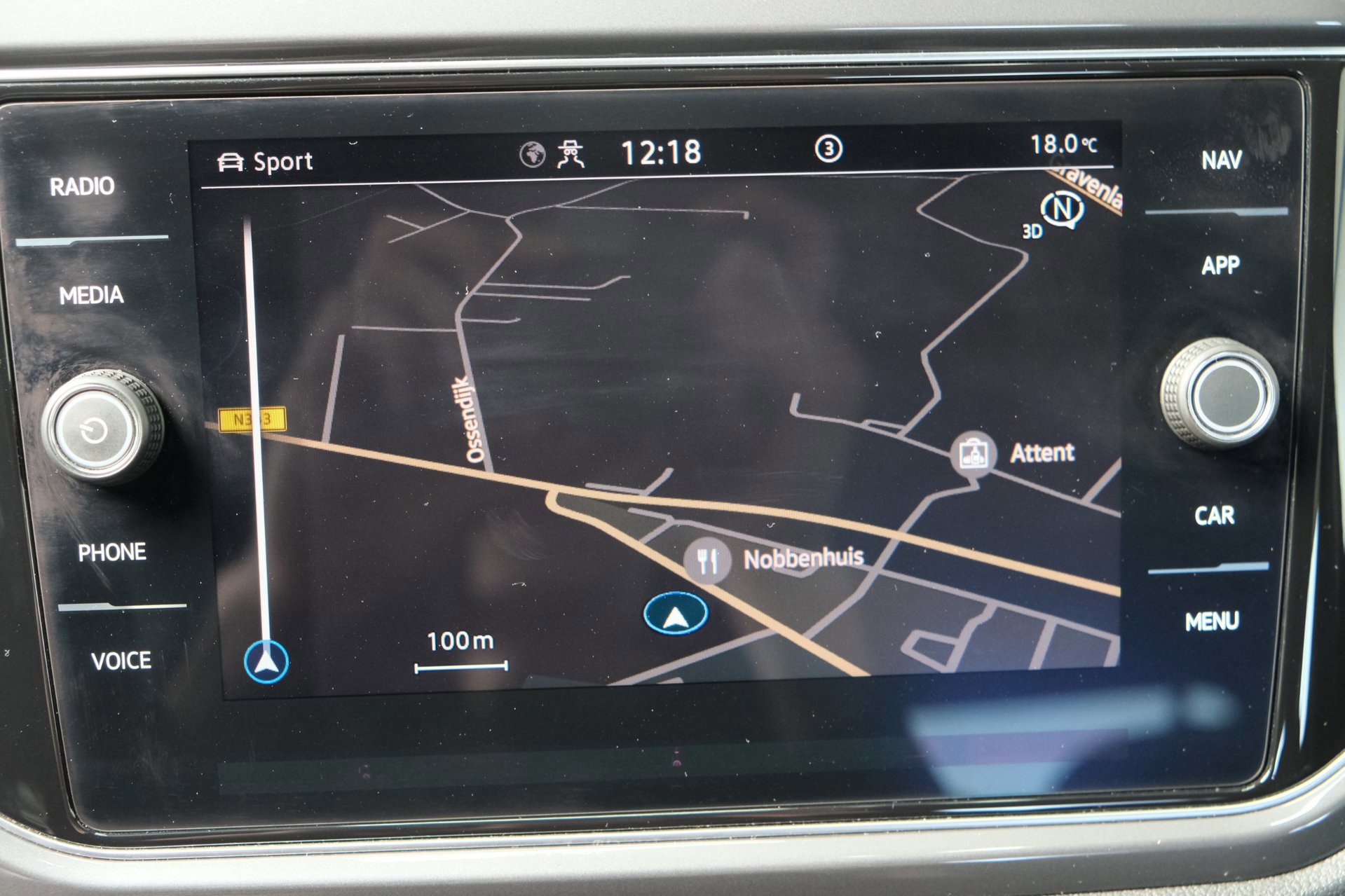 Volkswagen T-Roc 1.5 TSI Sport Business R-Line (2021), foto 16