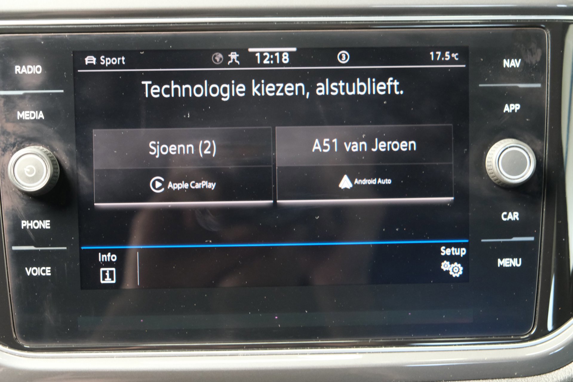 Volkswagen T-Roc 1.5 TSI Sport Business R-Line (2021), foto 17
