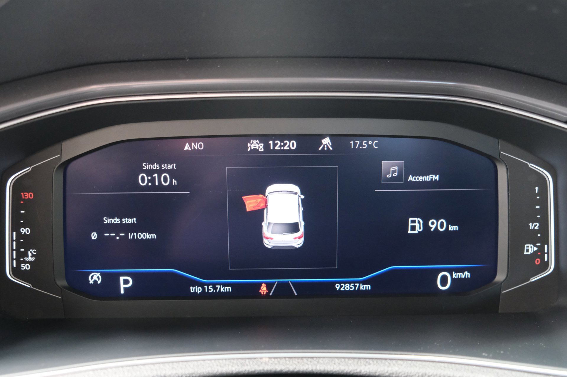 Volkswagen T-Roc 1.5 TSI Sport Business R-Line (2021), foto 24