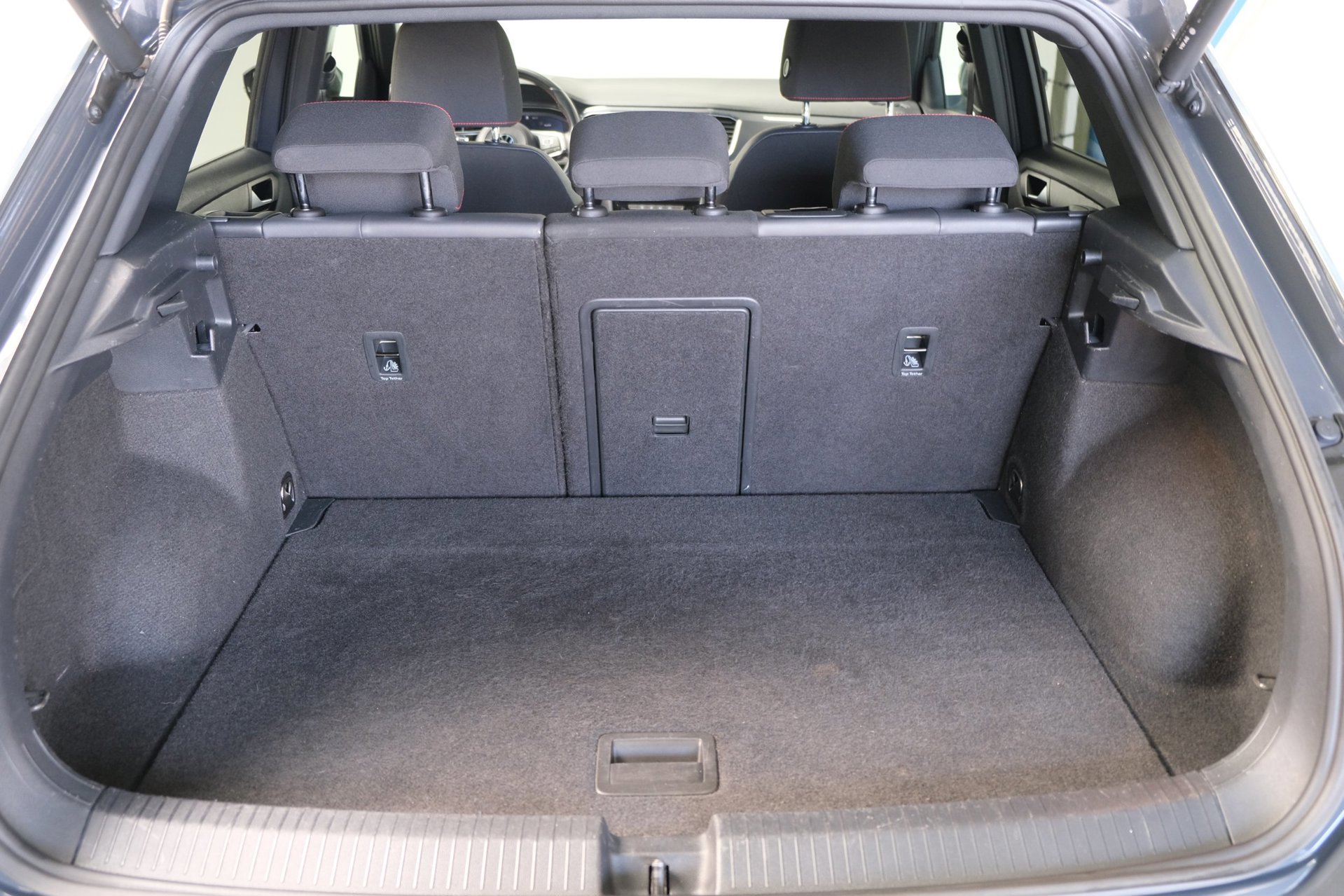 Volkswagen T-Roc 1.5 TSI Sport Business R-Line (2021), foto 7